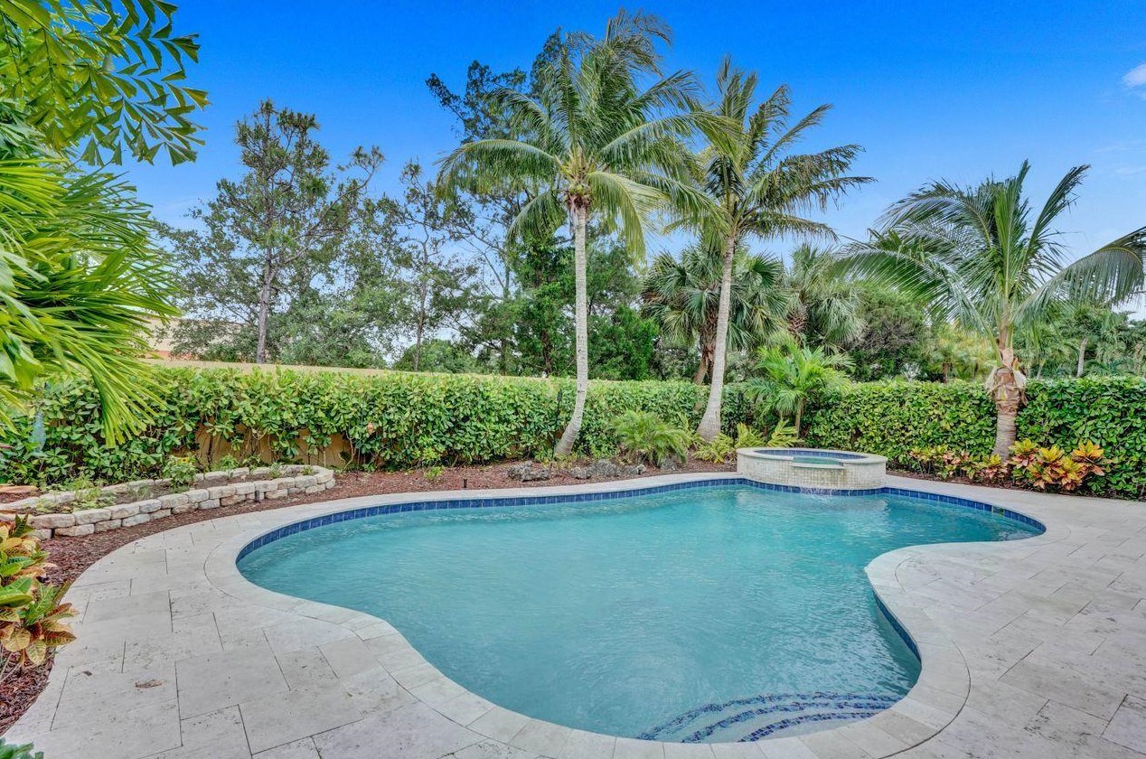 146 Cypress Cove, Jupiter, FL 33458