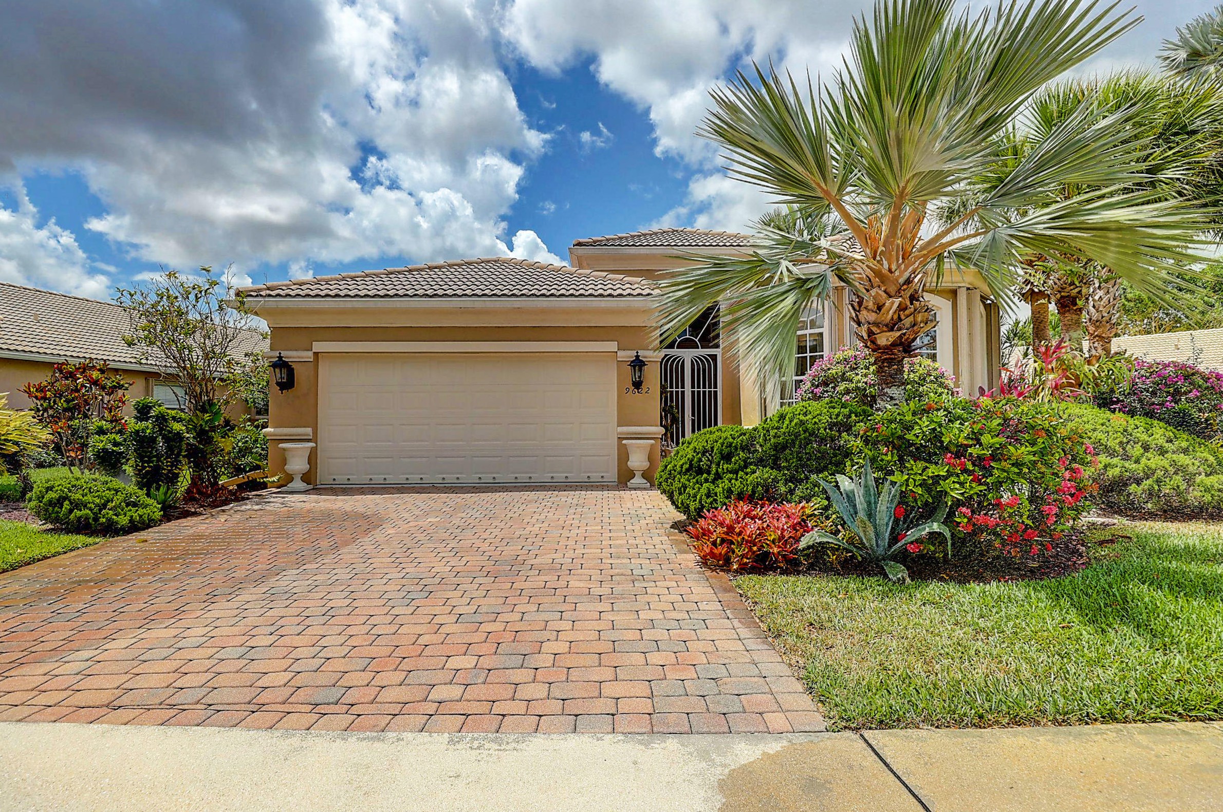 9622 Positano Way, Lake Worth, FL 33467-6100