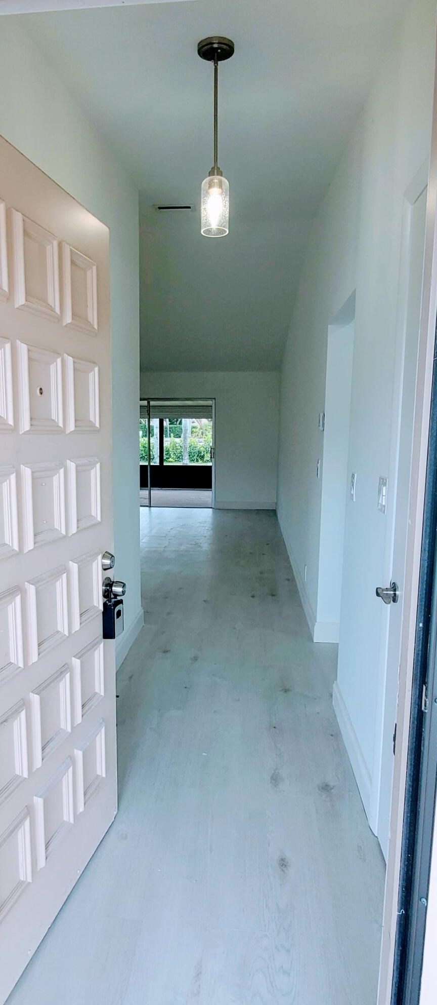 20 Chelsea Ln, Boynton Beach, FL 33426-7739