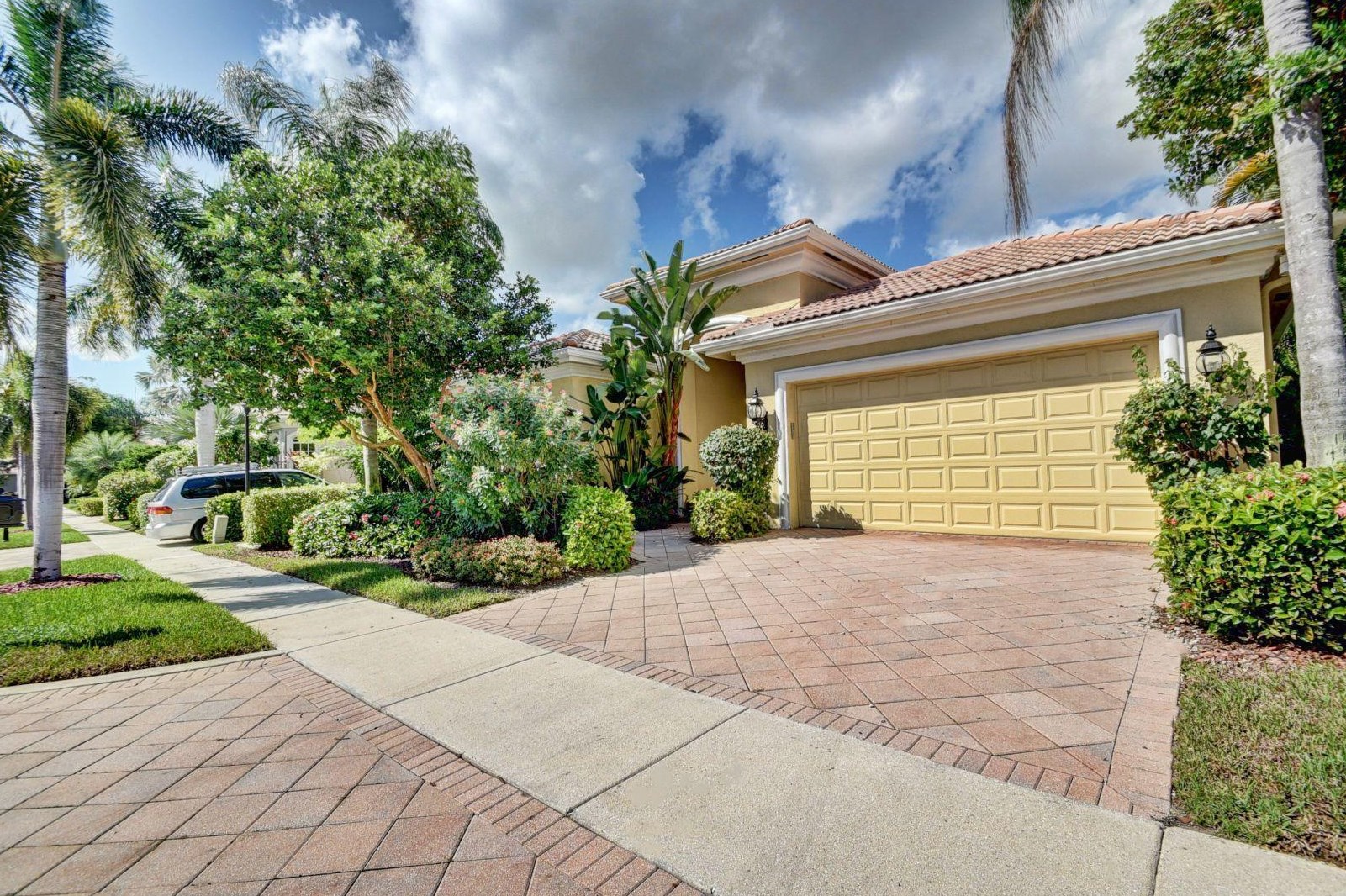 4097 Briarcliff Cir, Boca Raton, FL 33496