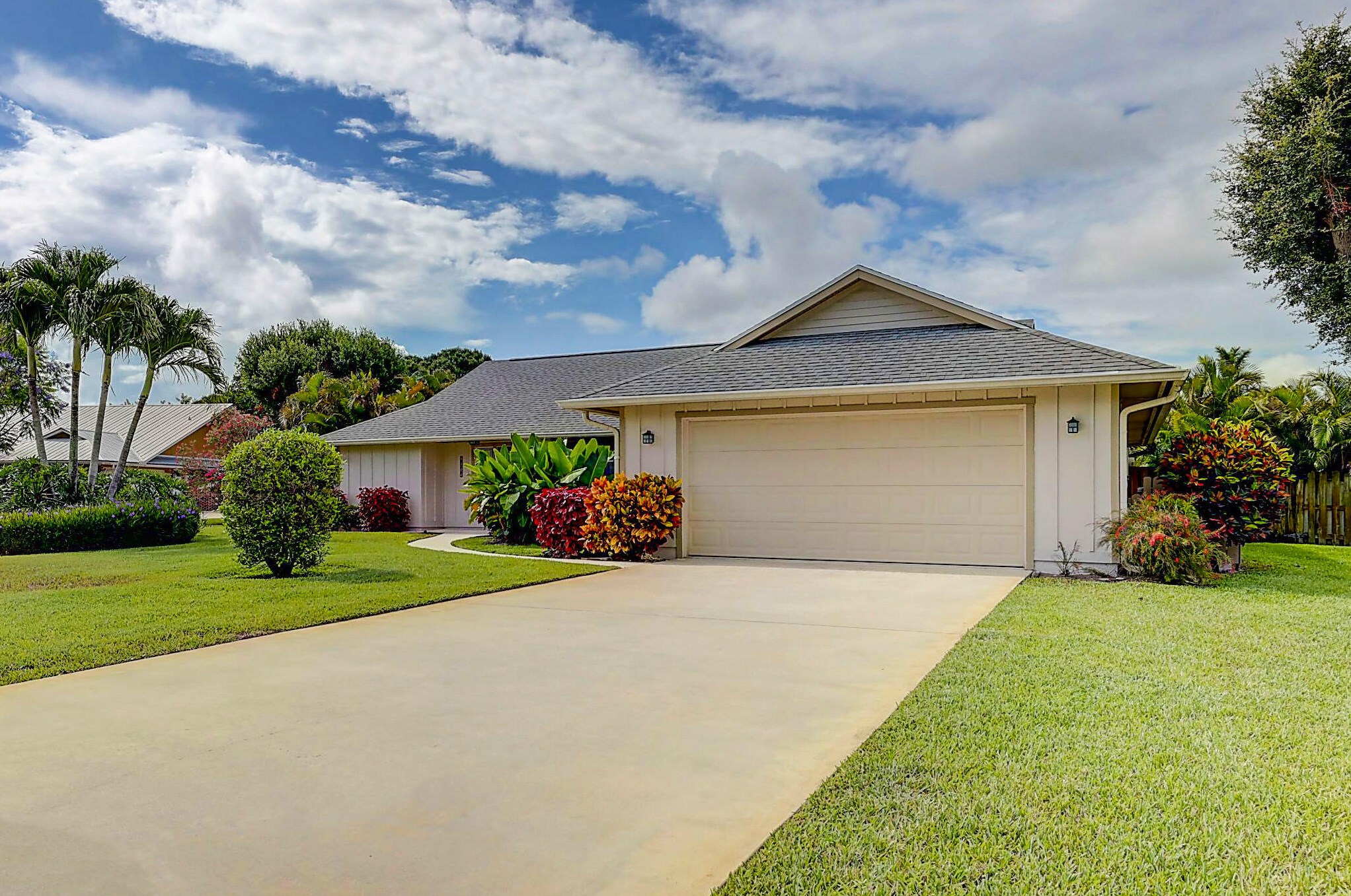 2085 Ocapi Ct, Jensen Beach, FL 34957-6644