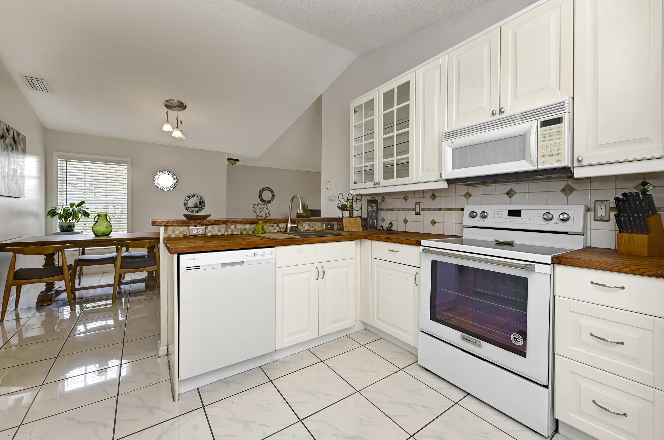 8344 Bermuda Sound Way, Boynton Beach FL  33436-1728 exterior