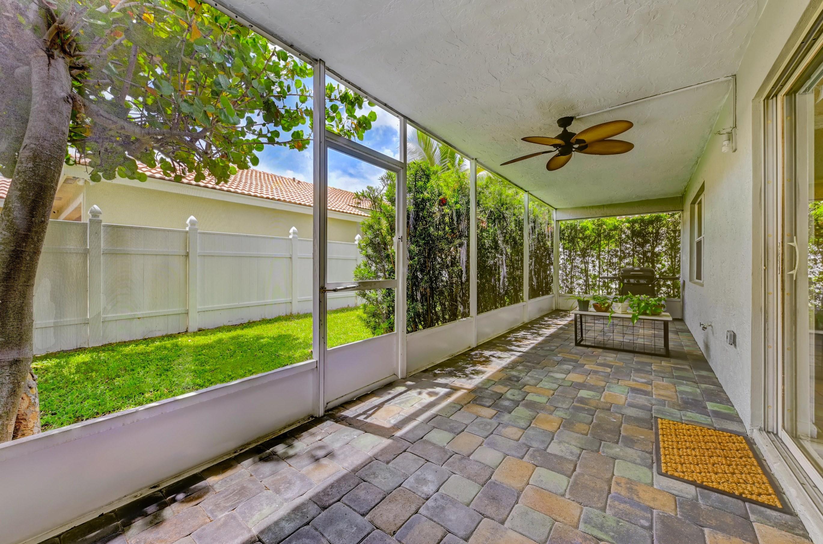 8344 Bermuda Sound Way, Boynton Beach FL  33436-1728 exterior
