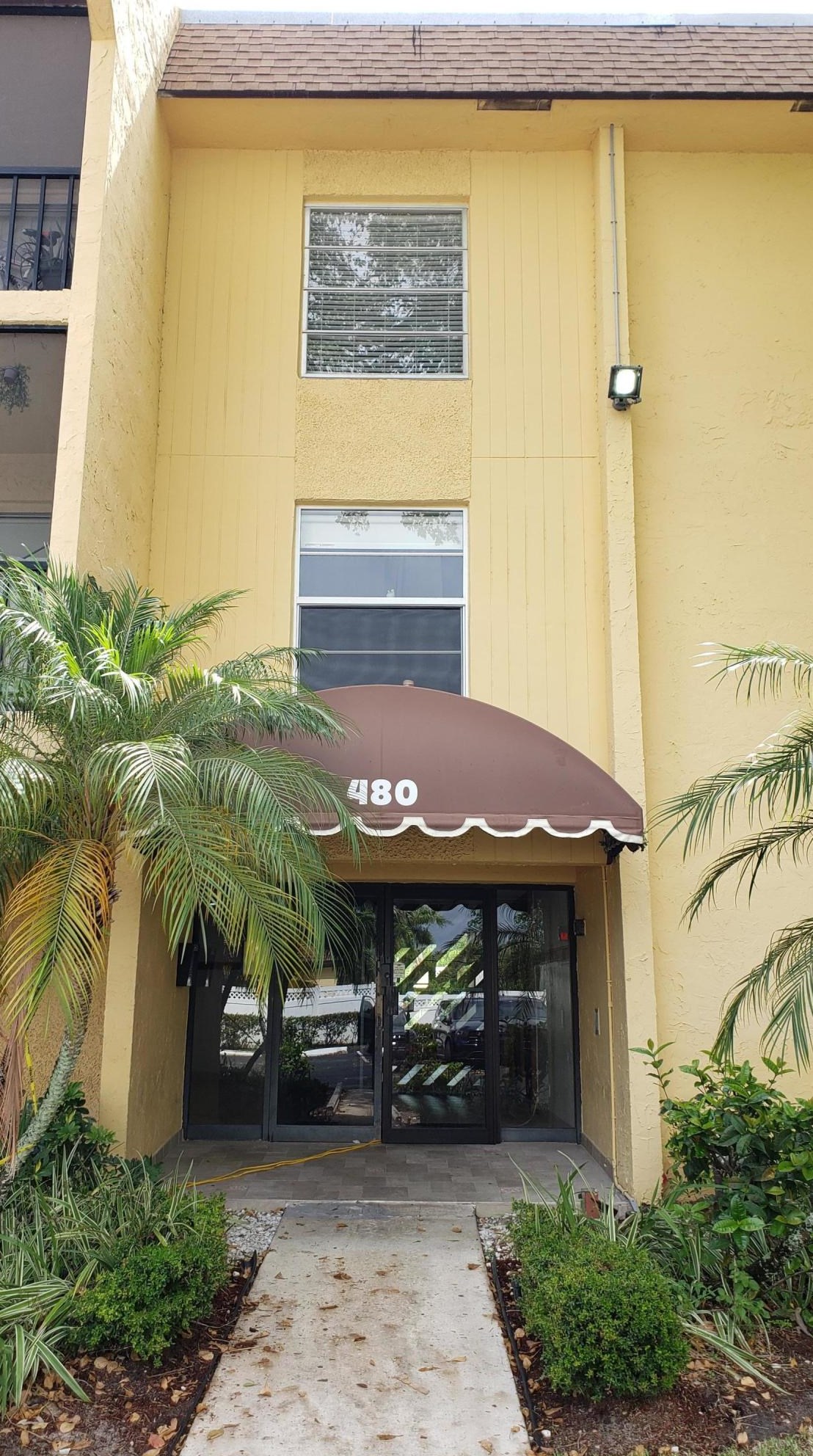480 Nw 20th St Apt 301, Boca Raton, FL 33431