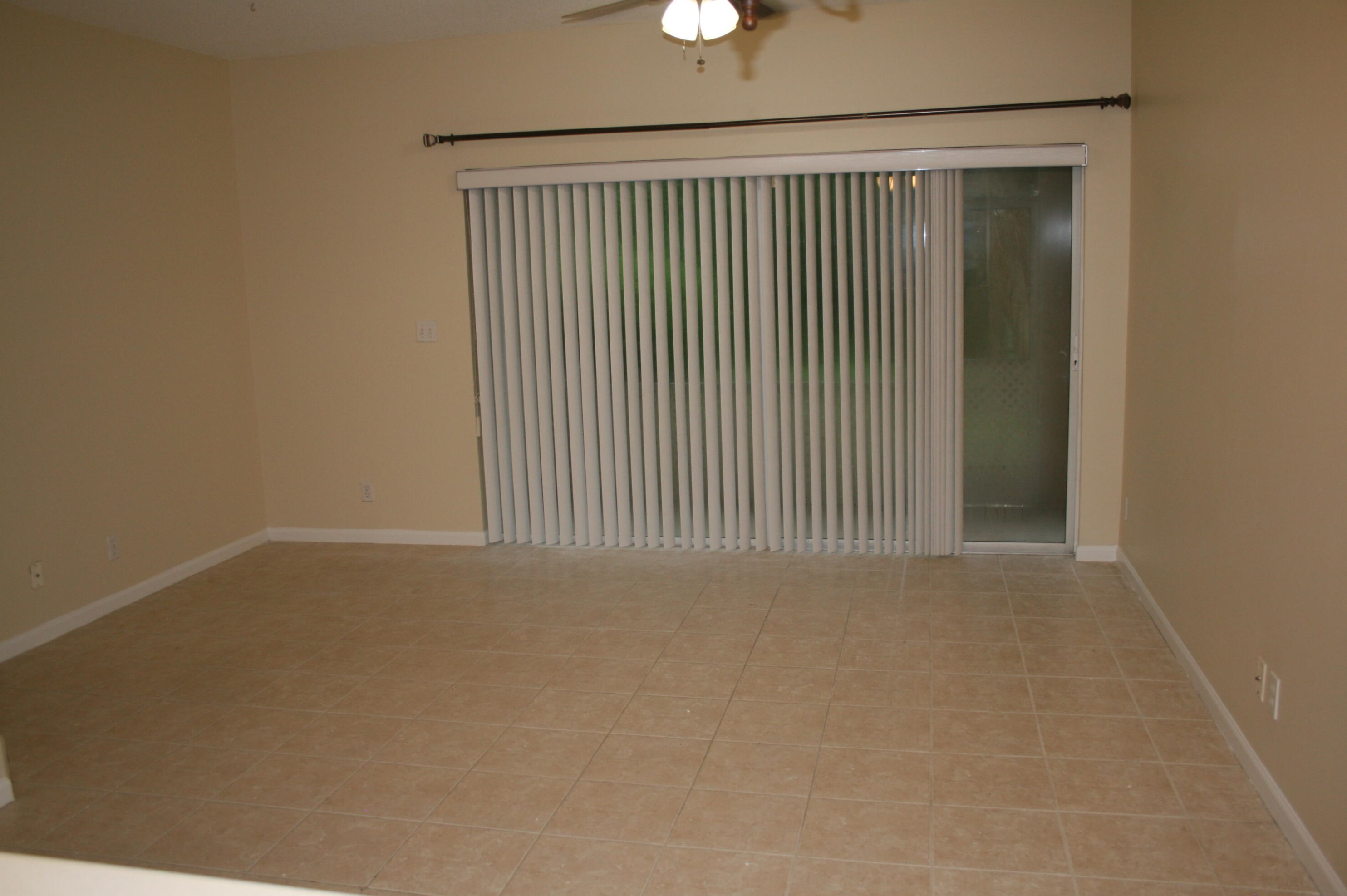 6949 Crooked Fence Dr, Lake Worth, FL 33467-7206