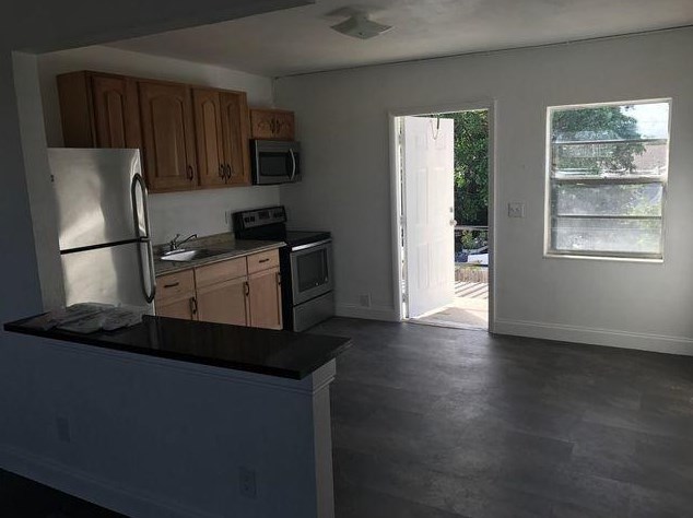 315 W 4th St #1, West Palm Beach, FL 33404