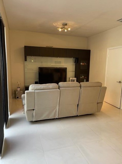 4448 Lake Tahoe Cir, West Palm Beach, FL 33409