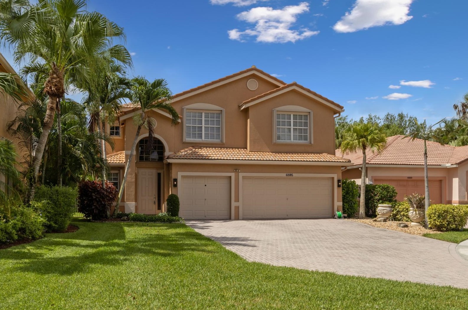 4895 N Classical Blvd, Delray Beach, FL 33445