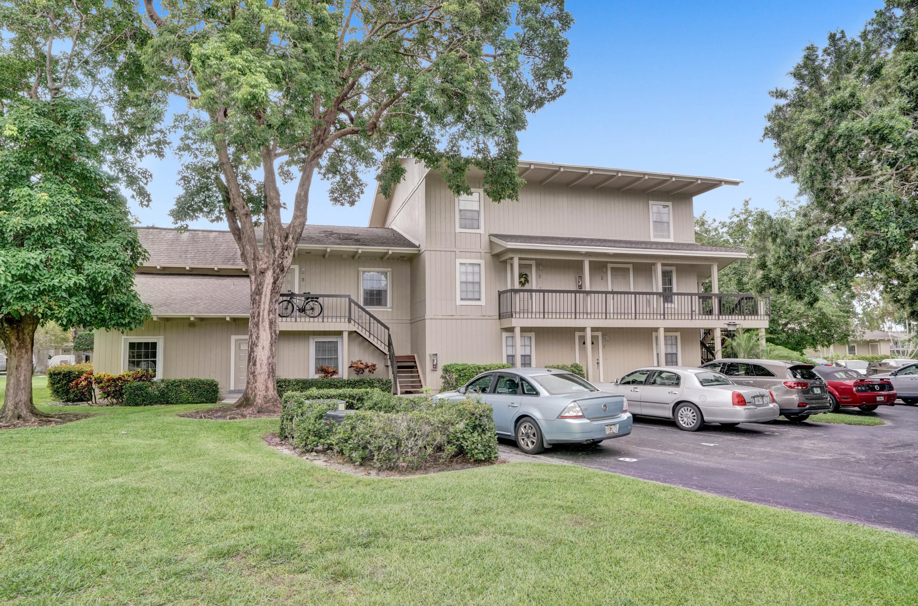 18570 Se Wood Haven Ln #e, Jupiter, FL 33469