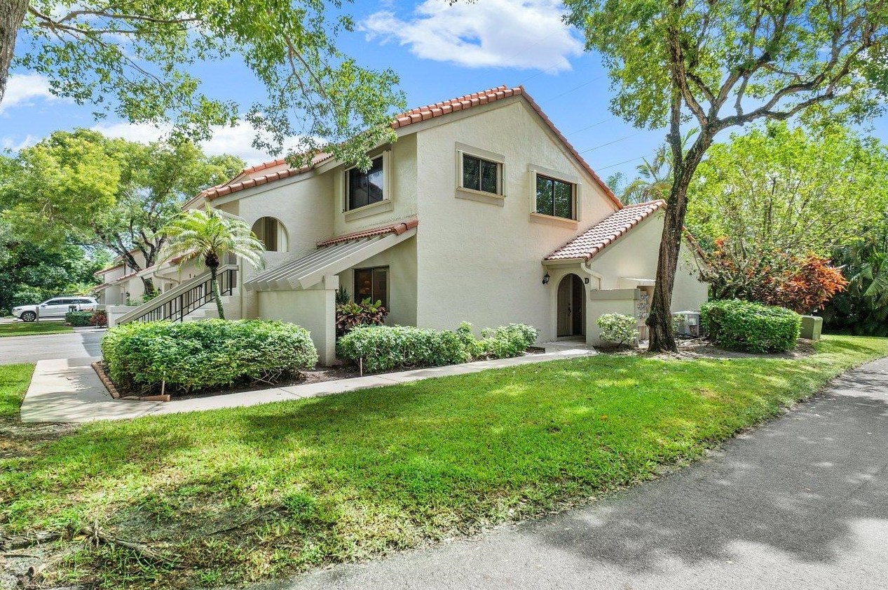 5650 Coach House Cir #d, Boca Raton, FL