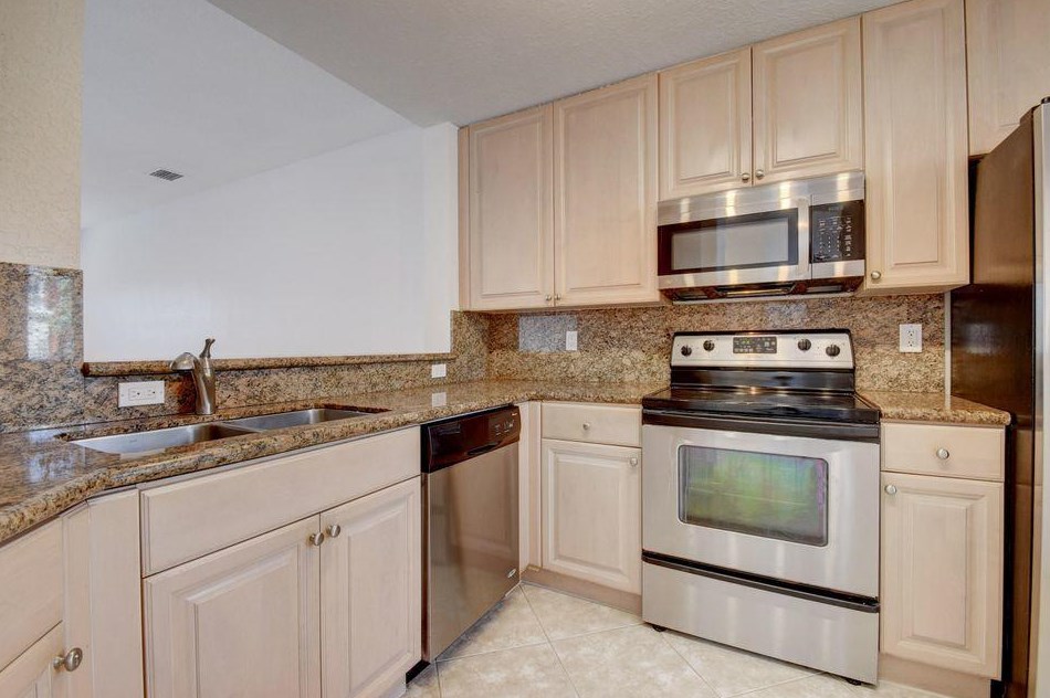 1602 Coastal Bay Blvd, Boynton Beach, FL 33435