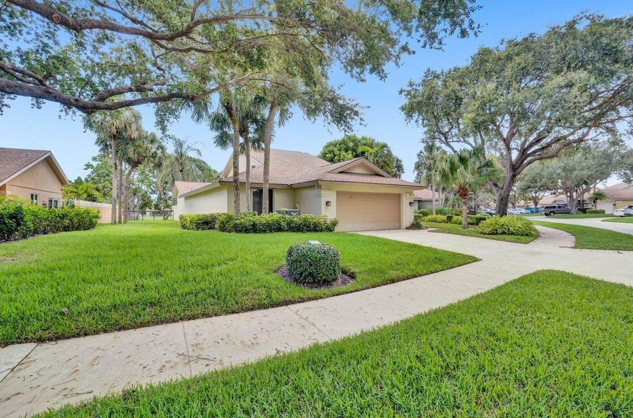 161 Ocean Pines Ter, Jupiter, FL 33477-9671