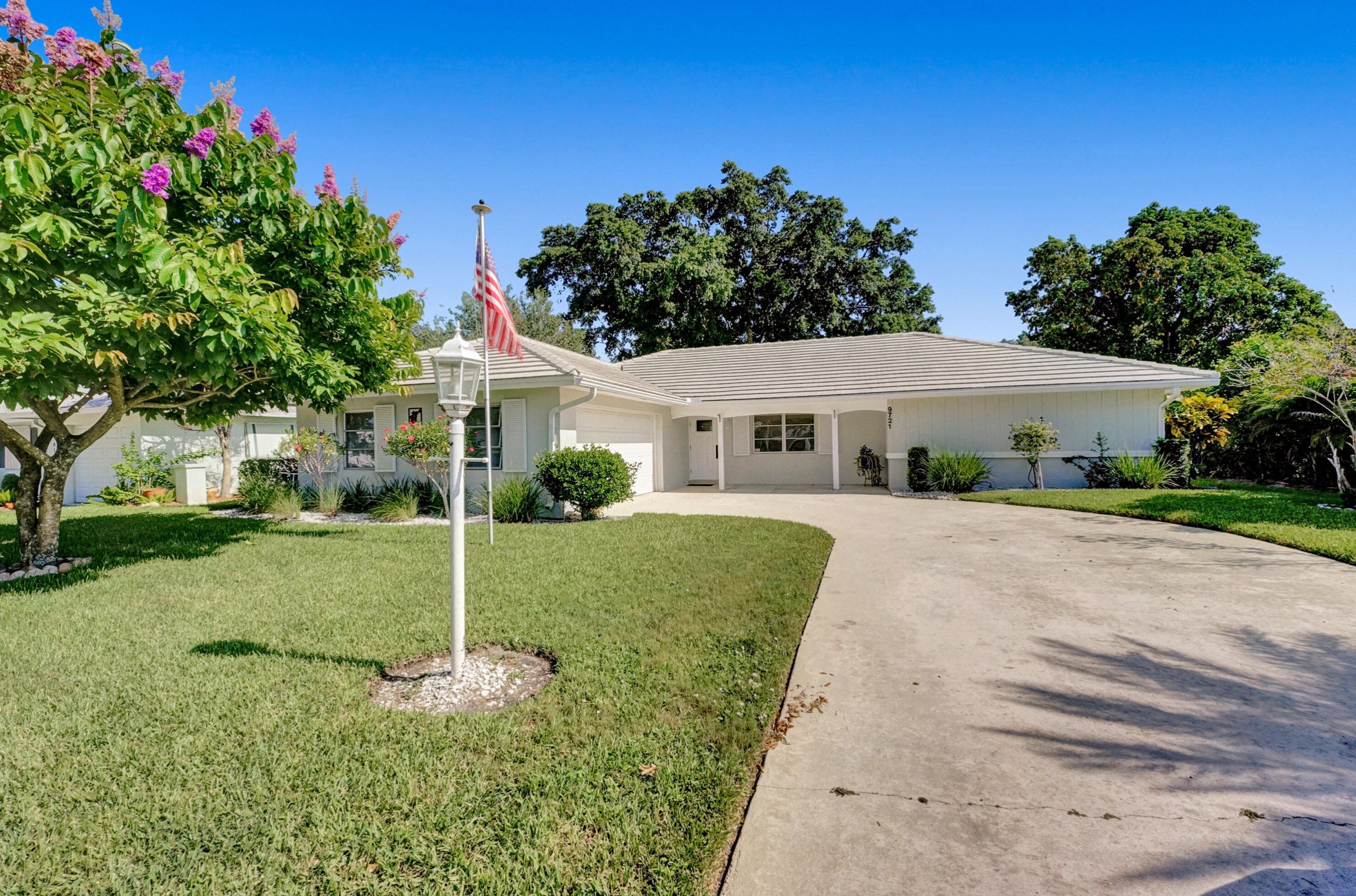 9721 Little Club Way, Jupiter, FL 33469-1361
