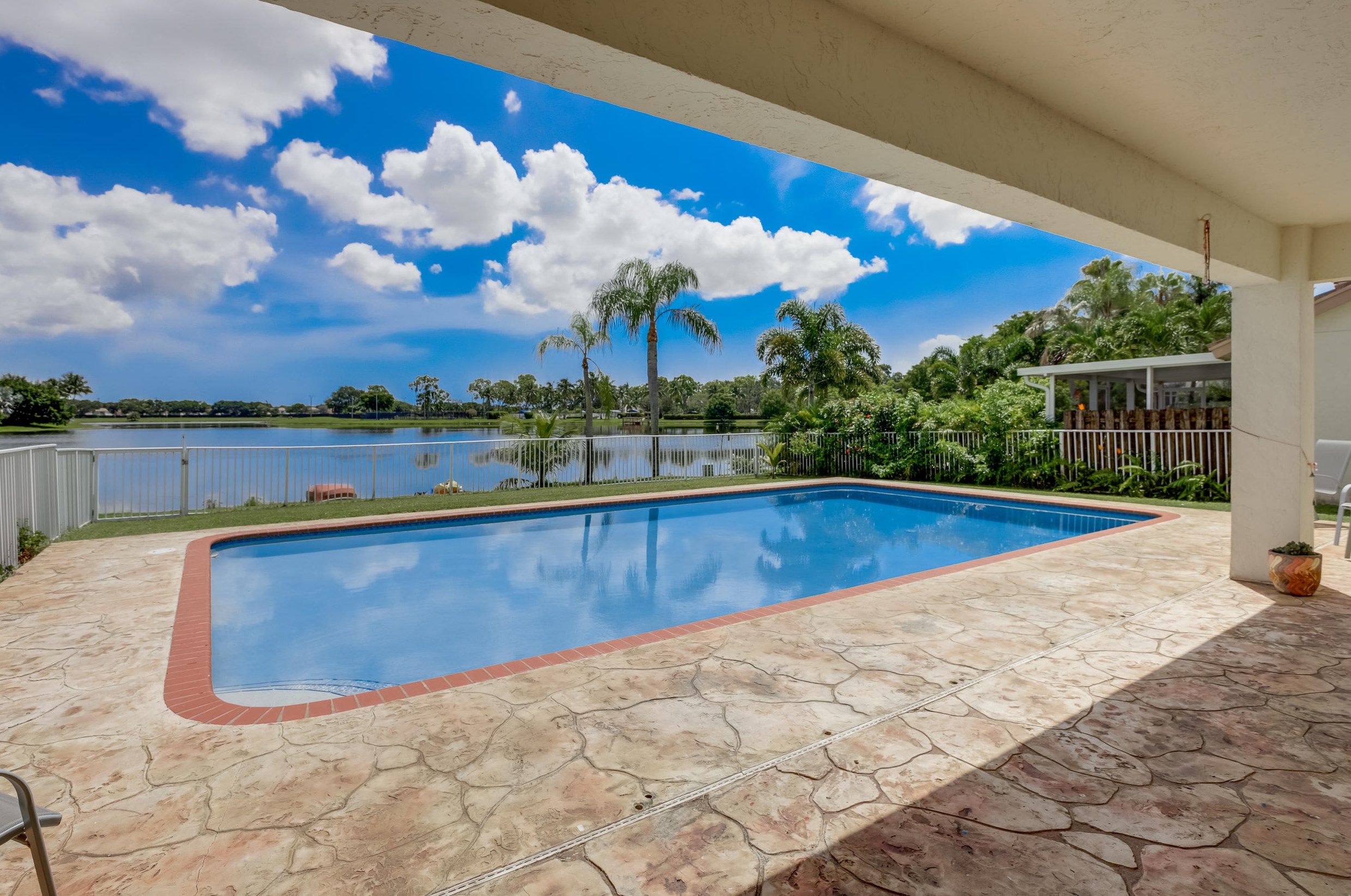 7289 Shell Ridge Ter, Lake Worth, FL 33467-7702