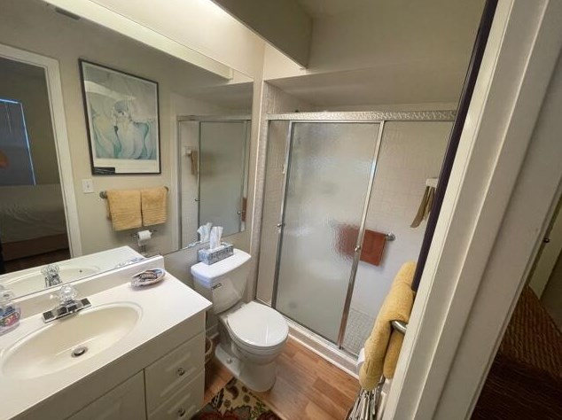 401 Bennington Ln, Lake Worth FL  33467-3038 exterior