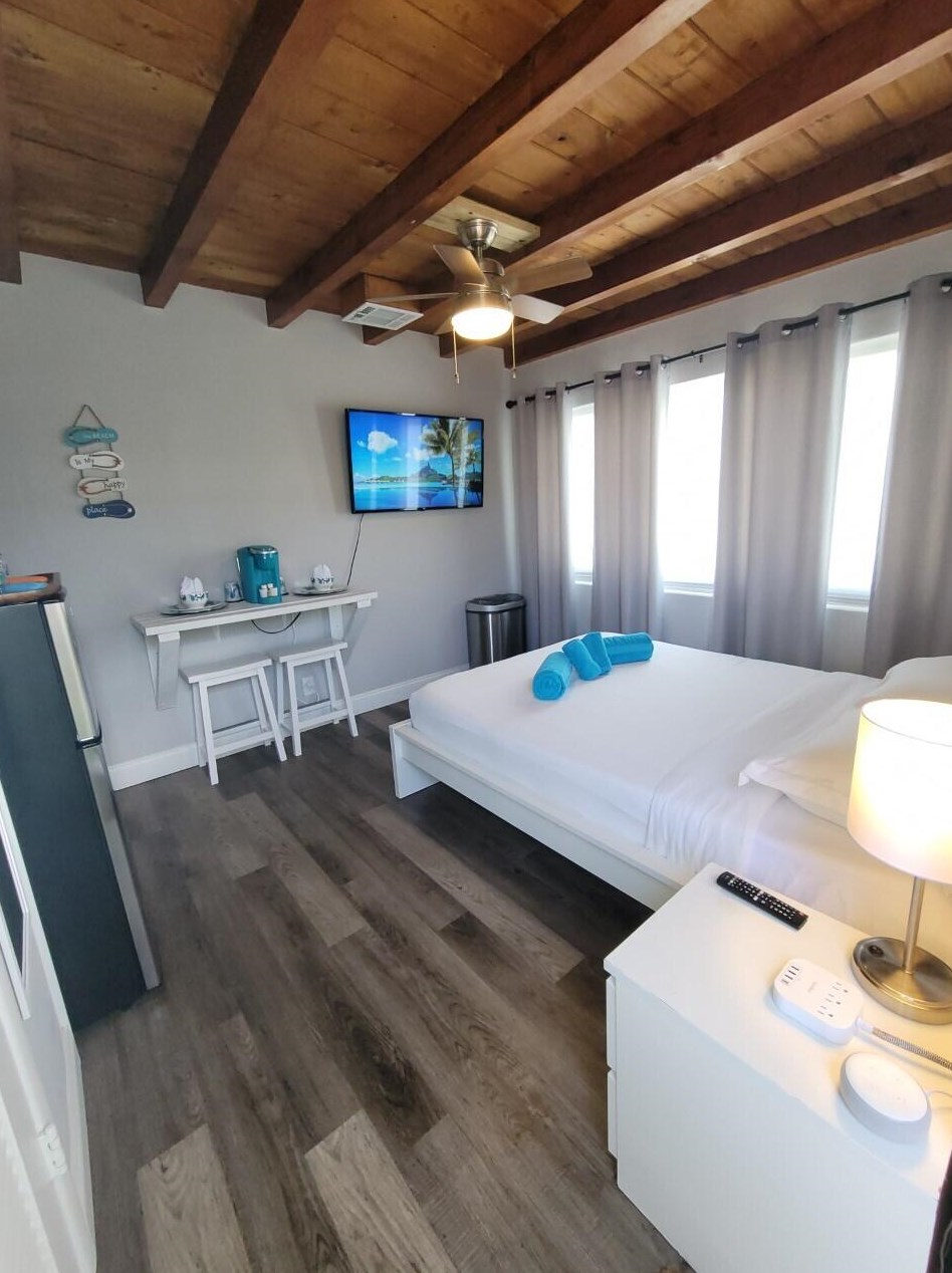 629 D St, Lake Worth FL  33460-2441 exterior