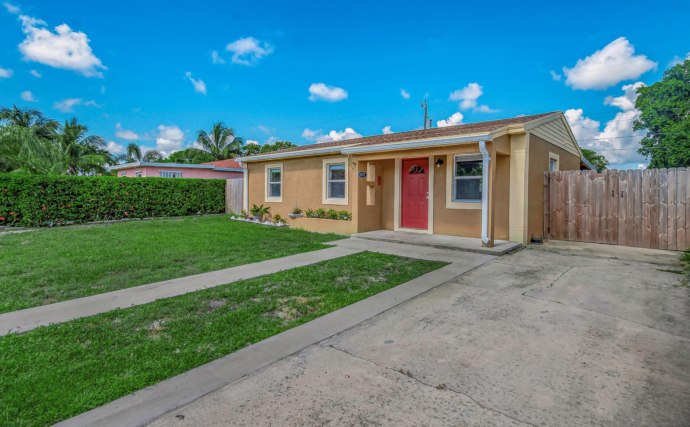 1411 C St, Lake Worth, FL 33460-5332