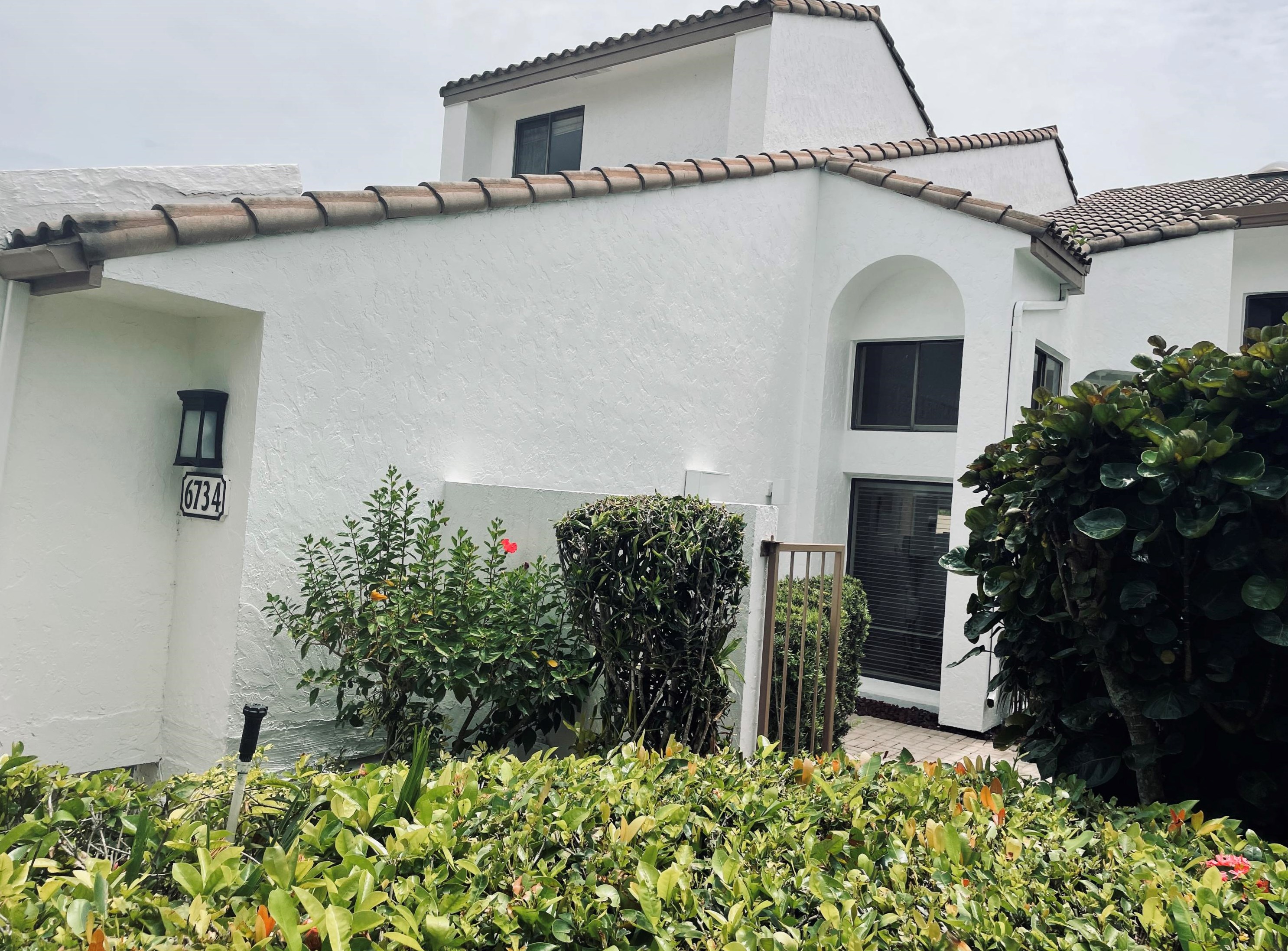 6734 Woodbridge Dr, Boca Raton, FL 33434