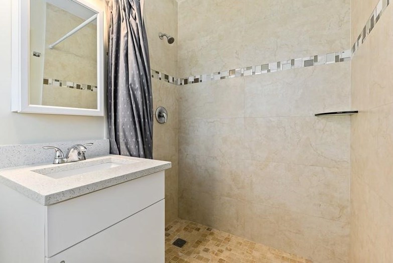 599 Owosso Rd, Lake Worth FL  33462-2103 exterior