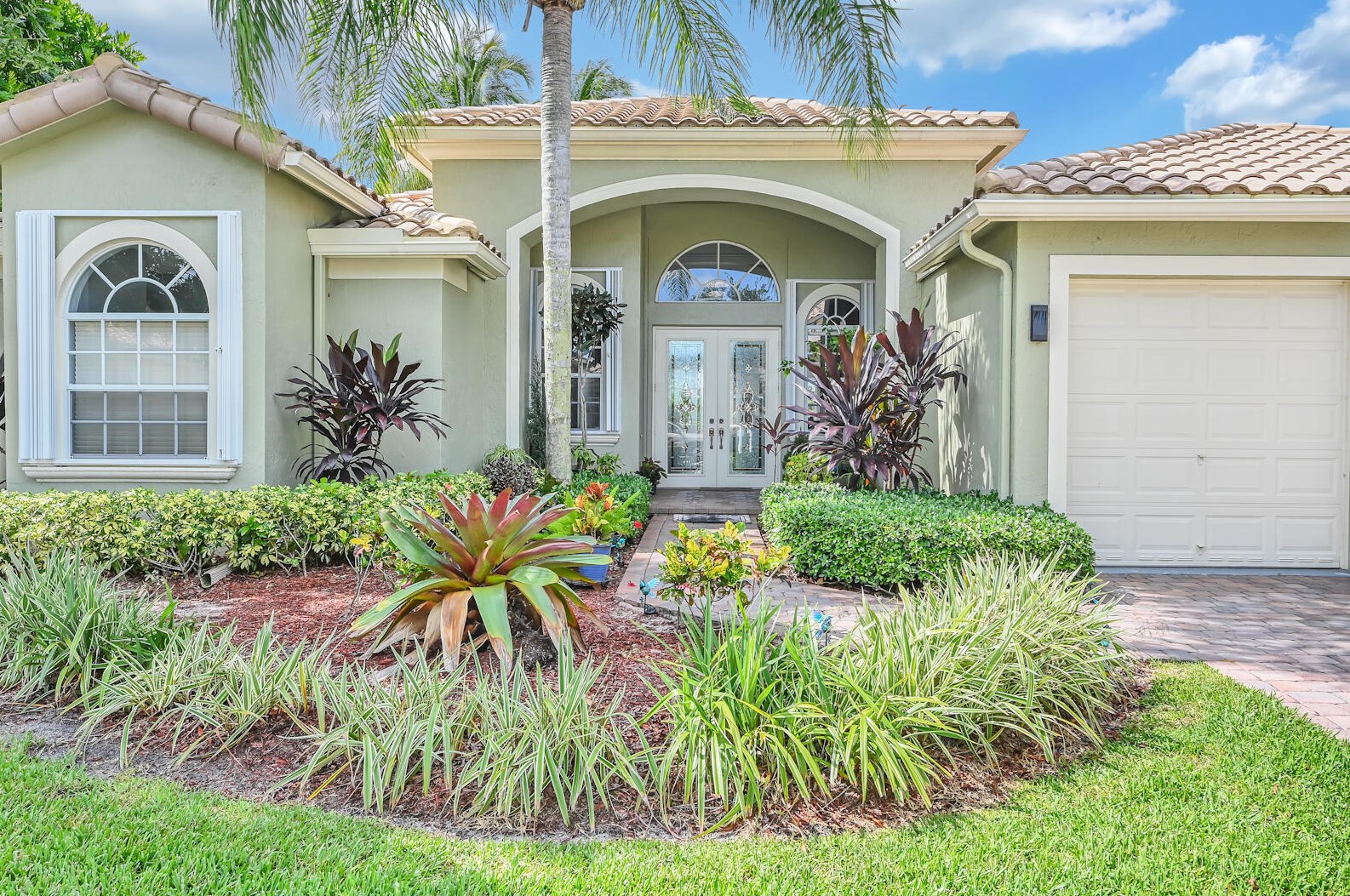 9932 Via Amati, Lake Worth FL  33467-6938 exterior