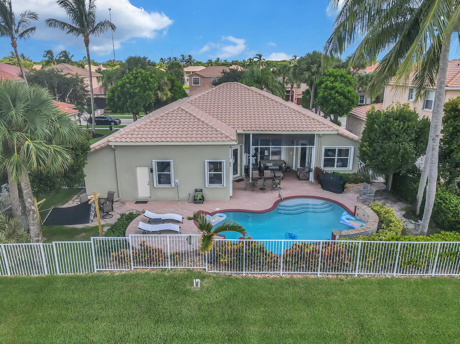 9932 Via Amati, Lake Worth FL  33467-6938 exterior