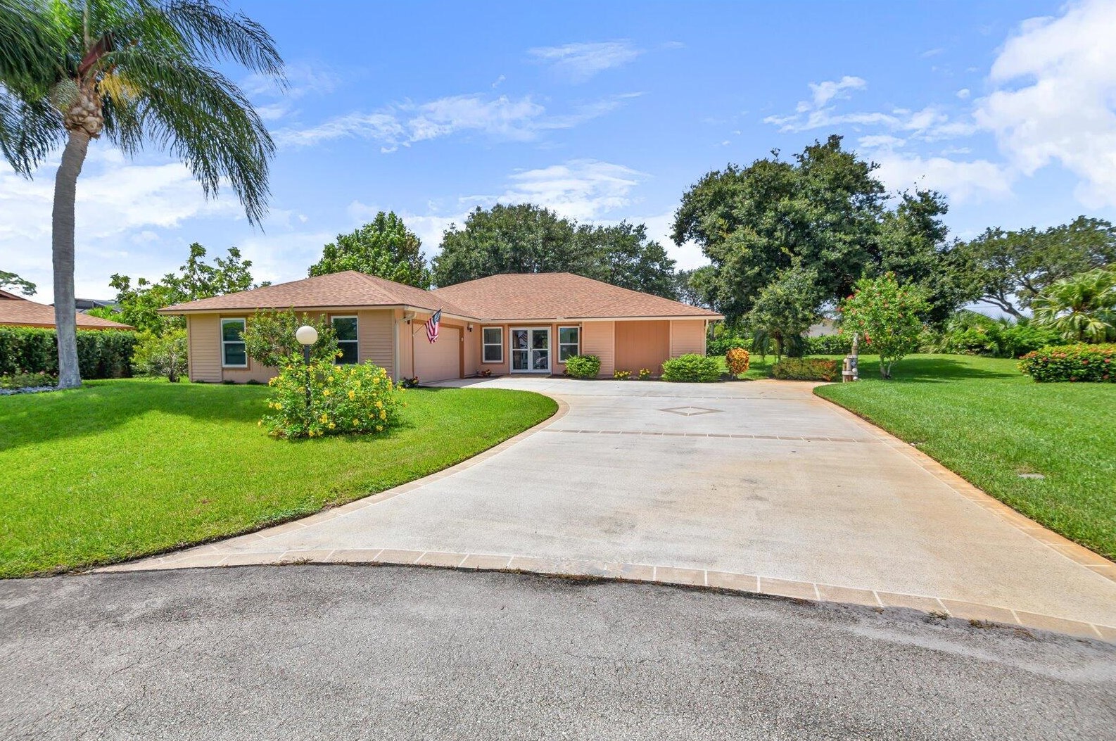 6581 Nantucket Ct, Hobe Sound, FL 33455-5831