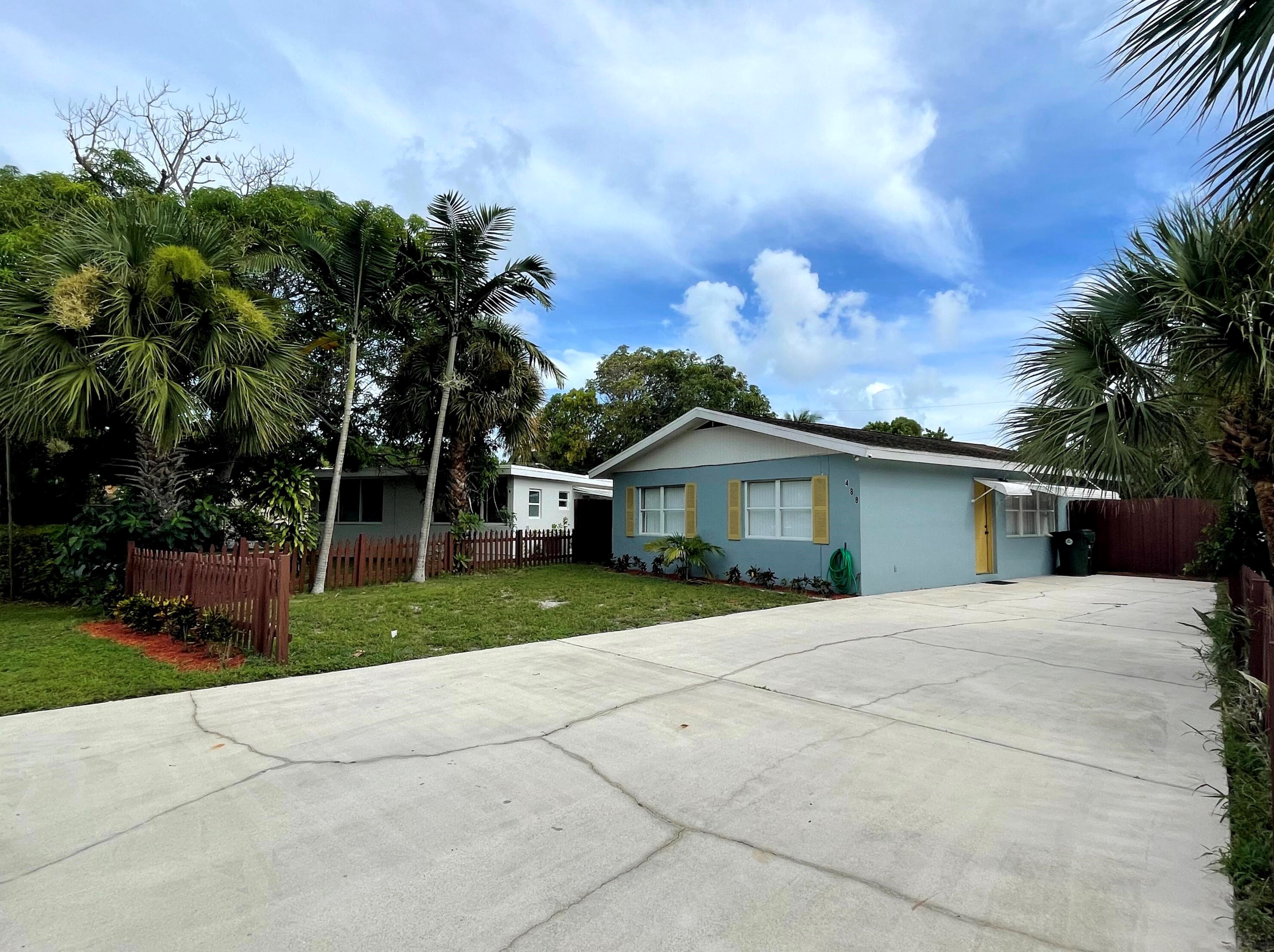 488 Lancaster St, Boca Raton, FL 33487