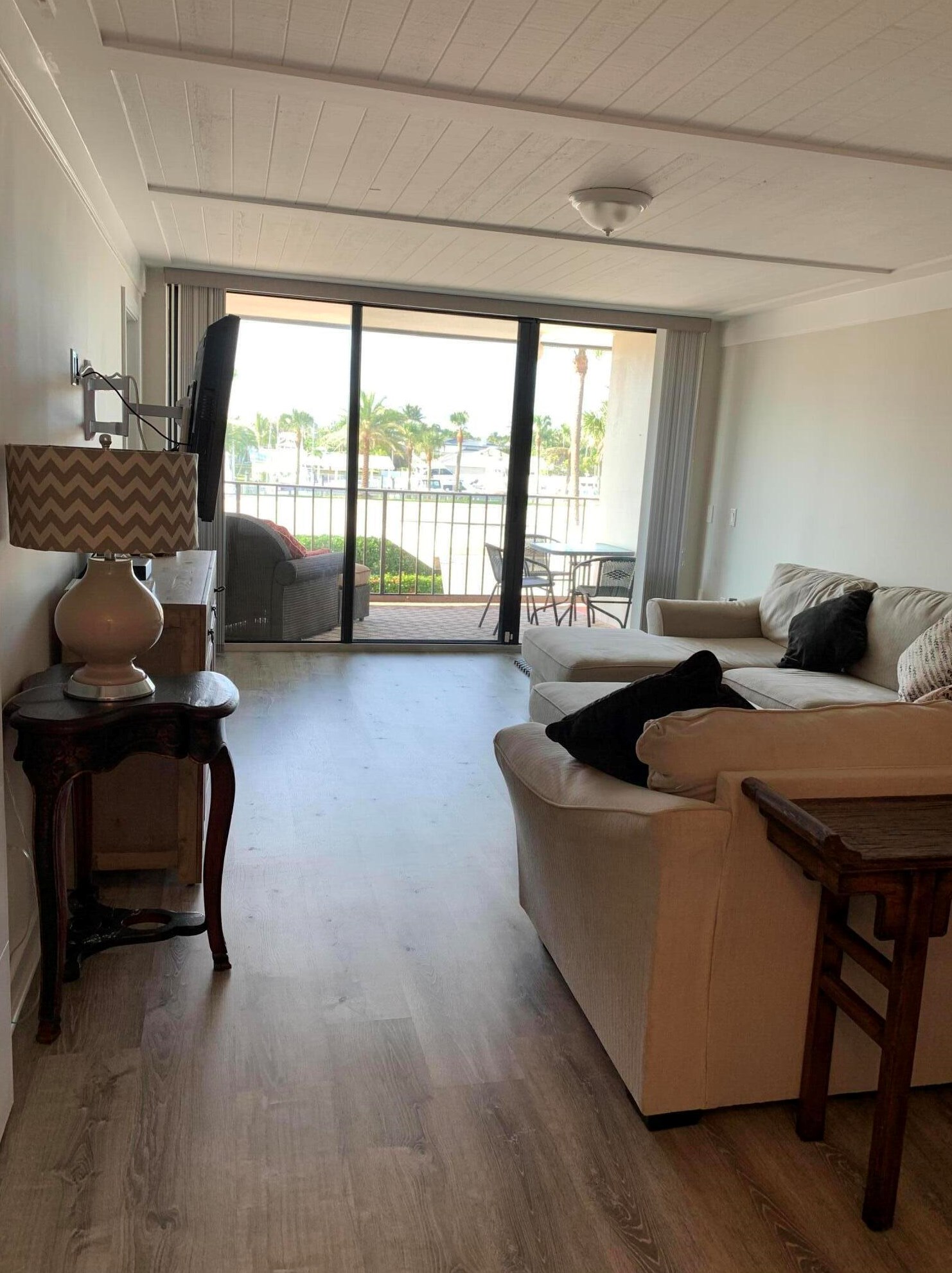 225 Beach Rd #203, Jupiter, FL 33469