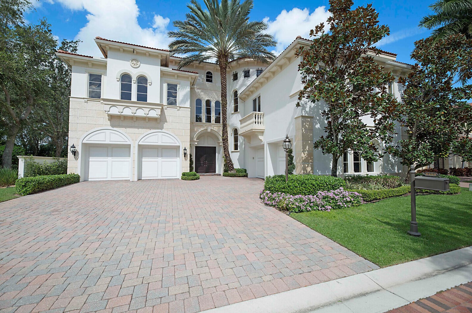 6453 Montesito St, Boca Raton, FL 33496-3201