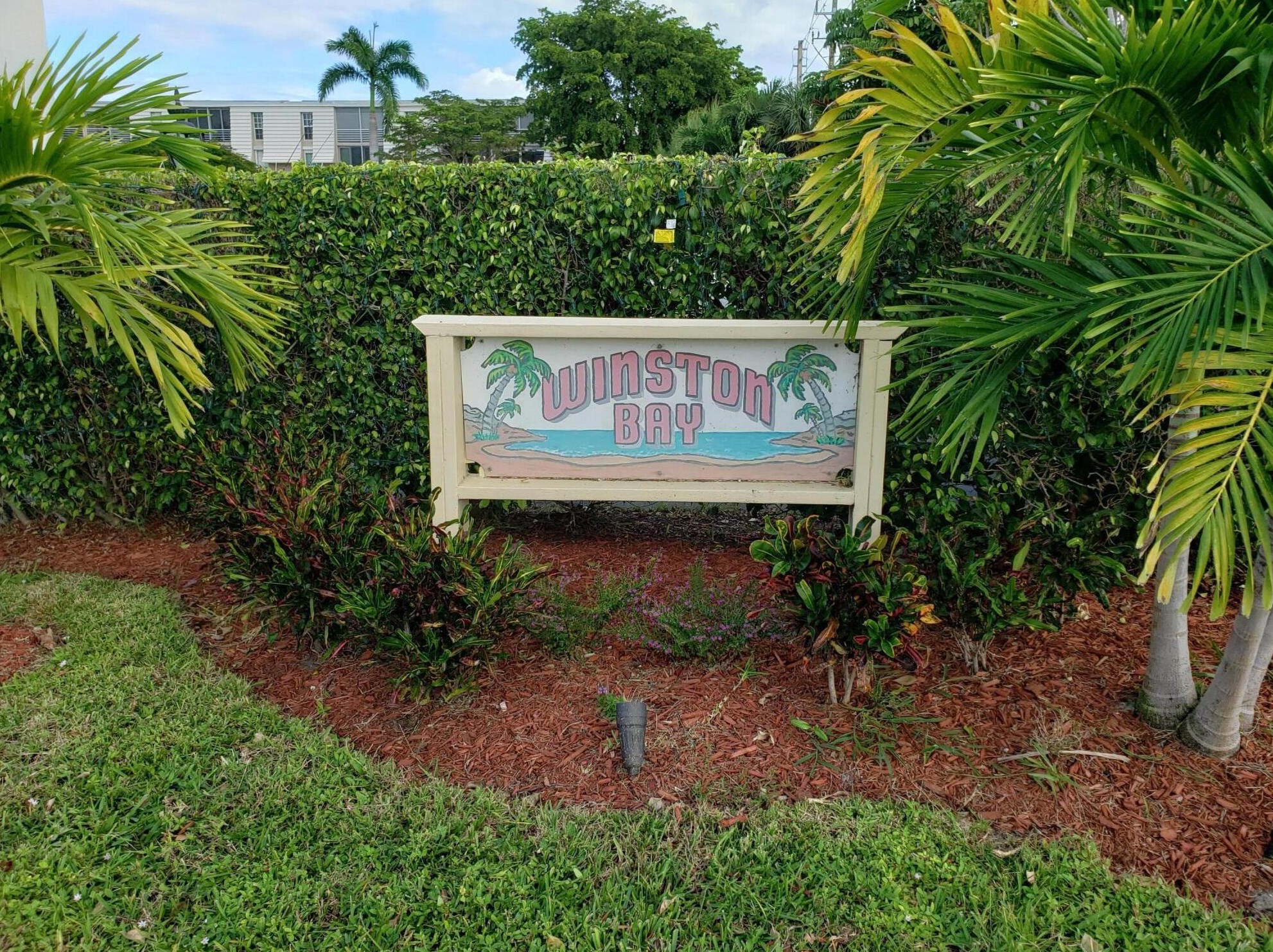 5900 7th Ave, Boca Raton FL  33487-3930 exterior