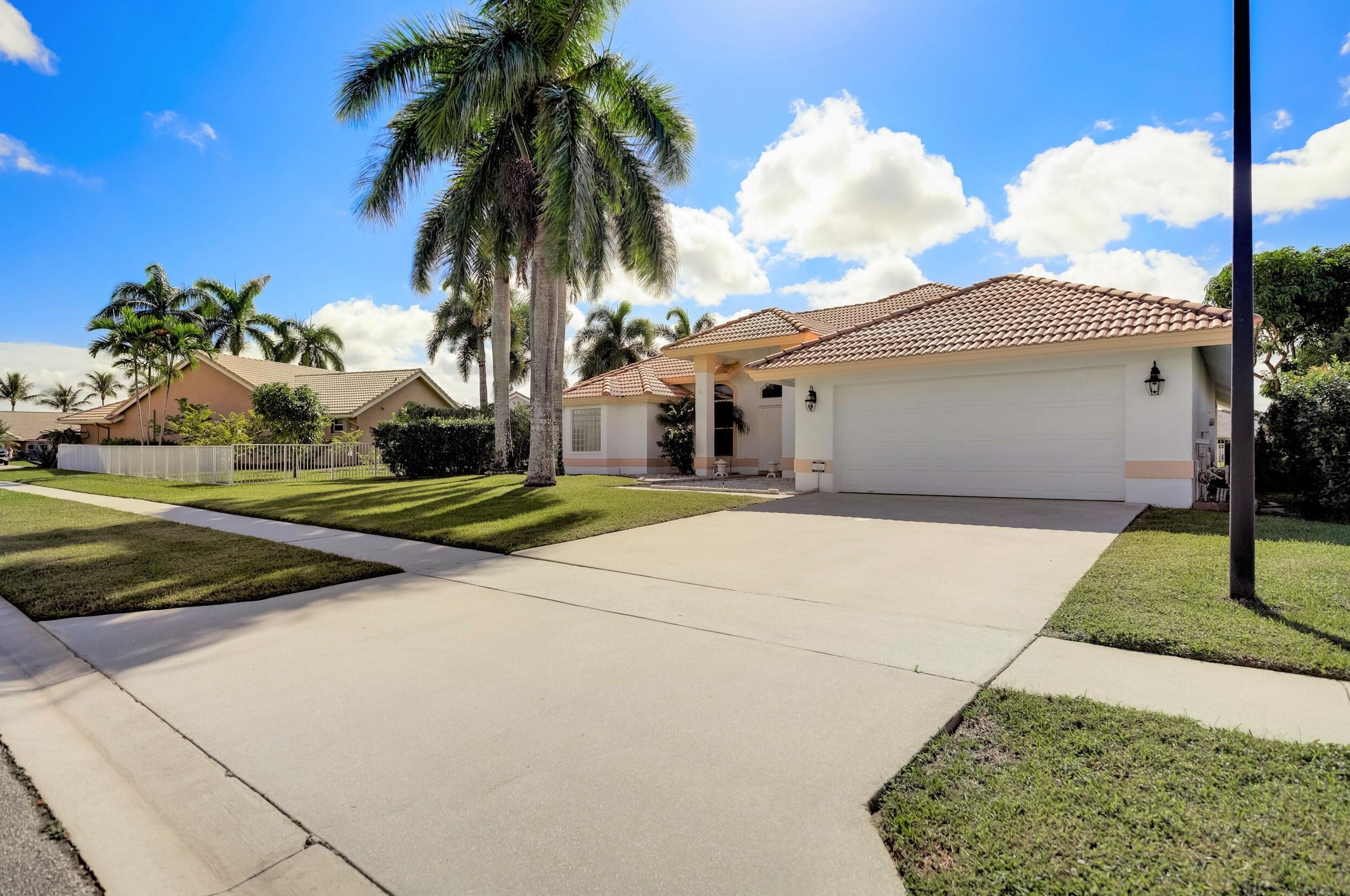 7208 Brickyard Cir, Lake Worth, FL 33467-7239