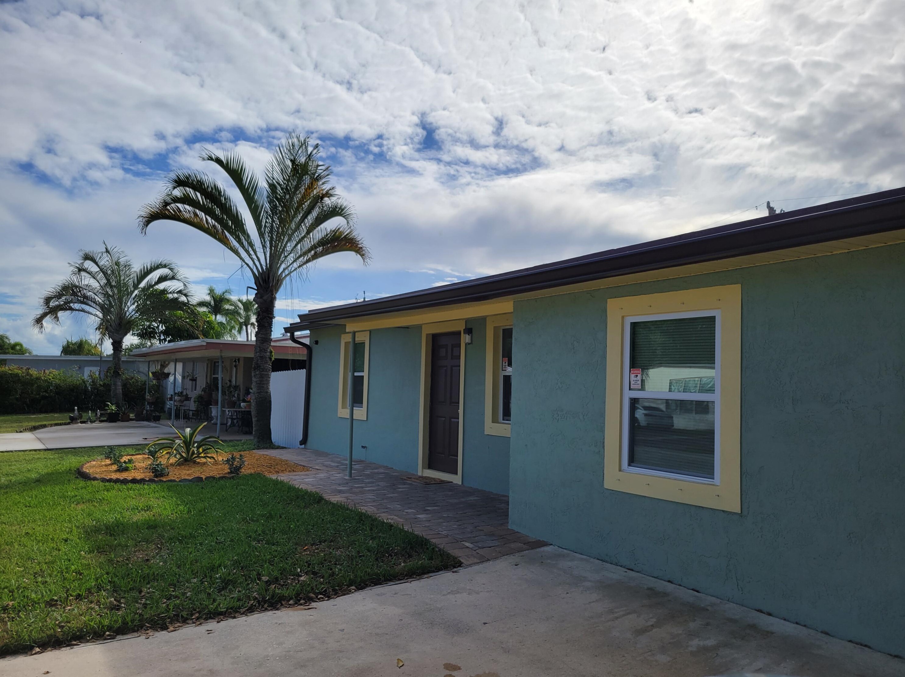 3213 Buckley Ave, Lake Worth, FL 33461-3710