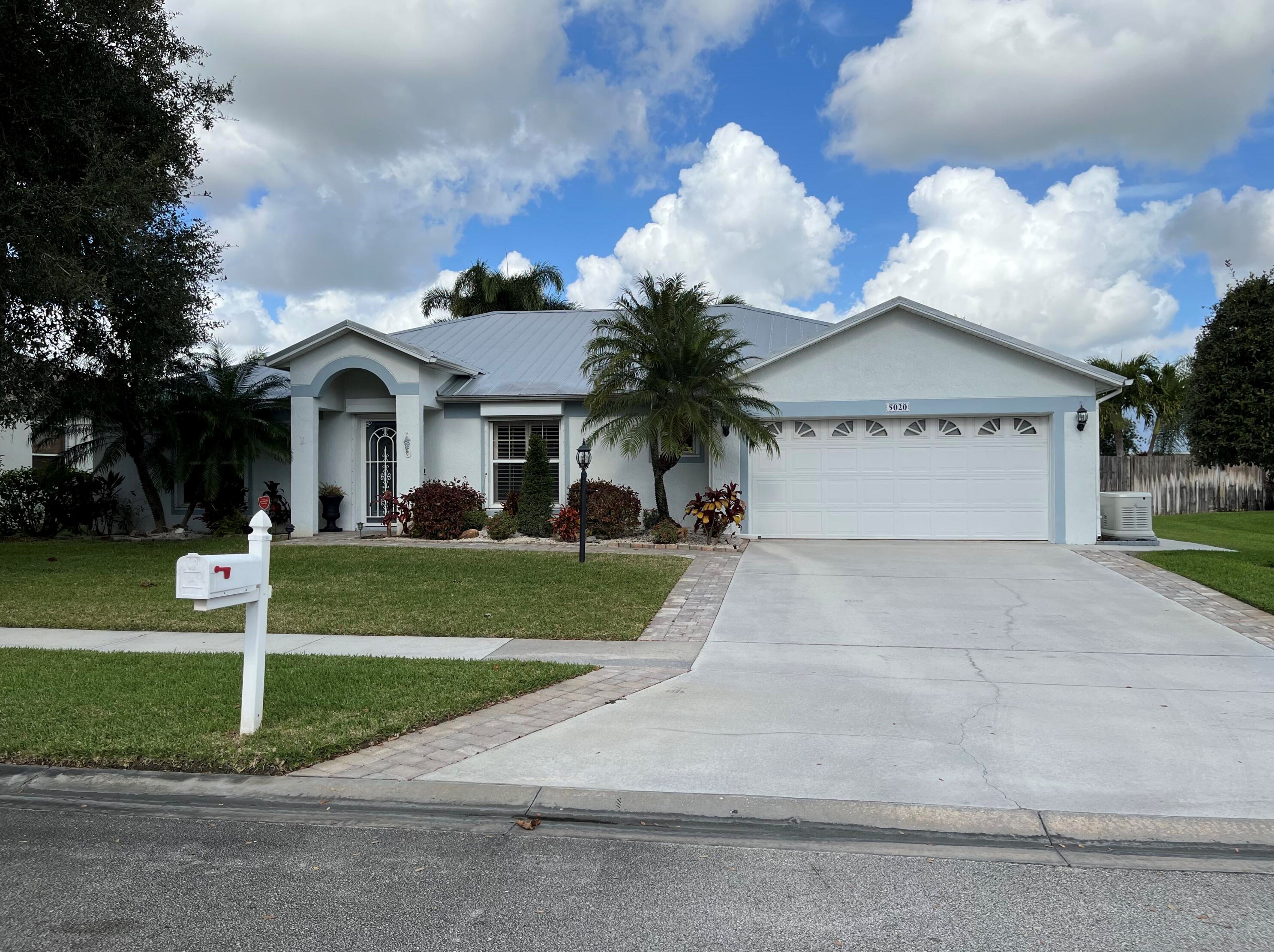 5020 4th Pl, Vero Beach, FL 32968