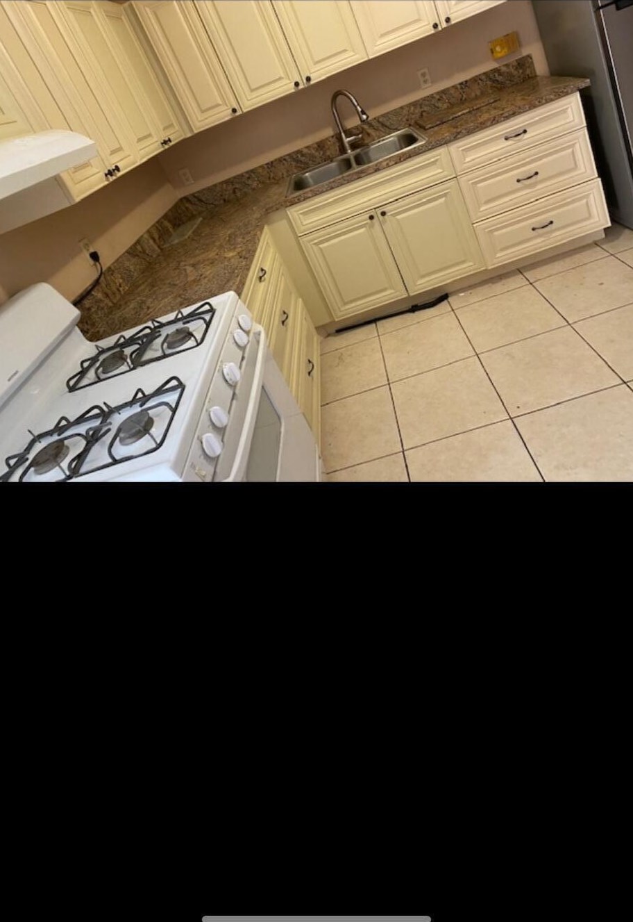 4974 Pimlico Ct, West Palm Beach FL  33415-9139 exterior