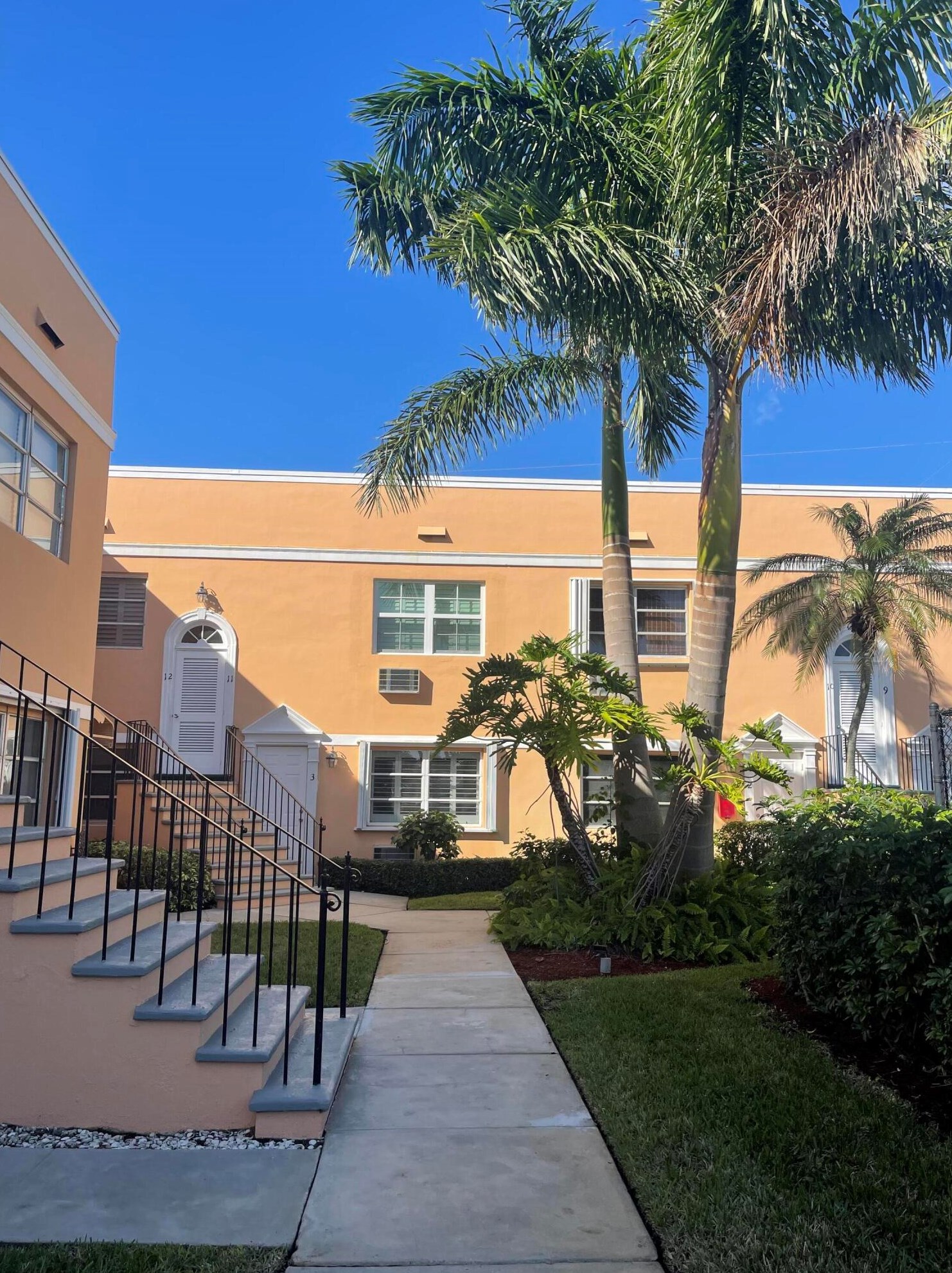 101 S Golfview Rd #5, Lake Worth, FL 33460