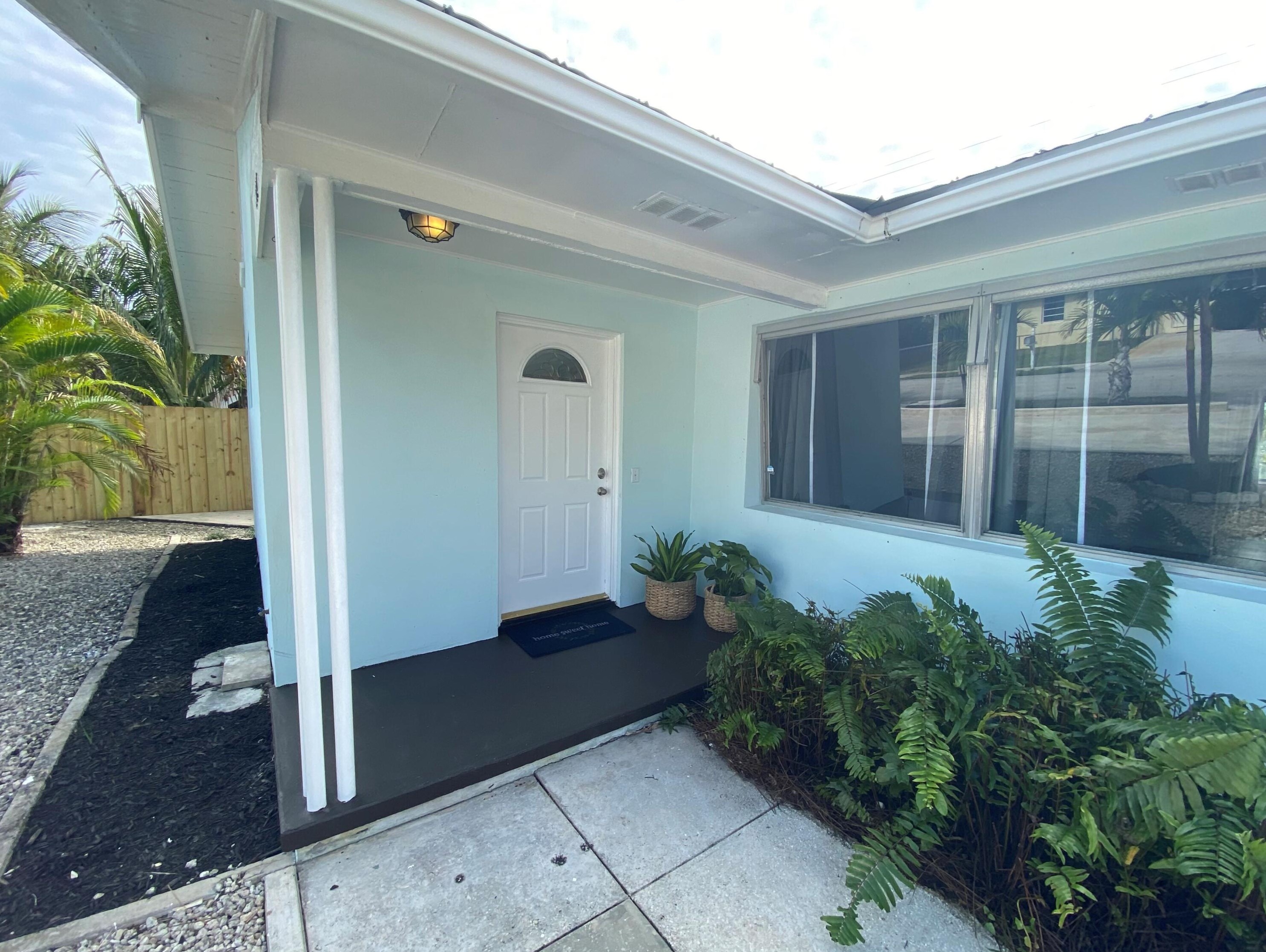 131 E 30th St, West Palm Beach, FL 33404