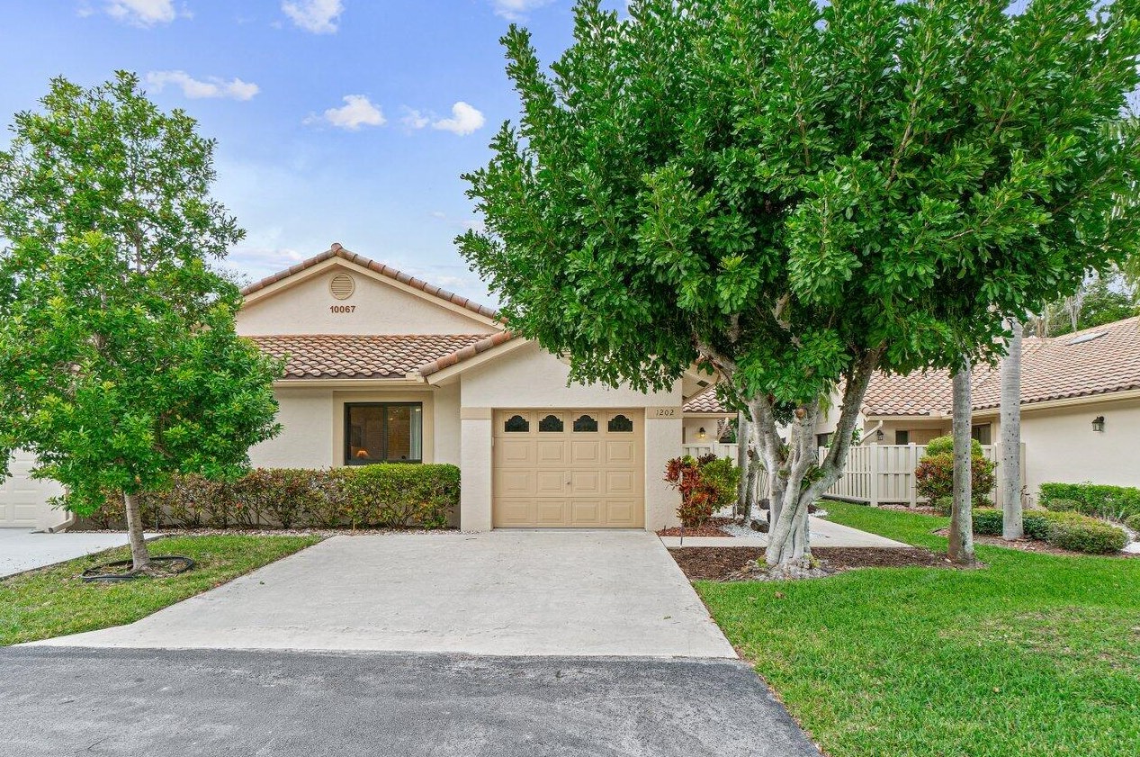 10067 53rd Way, Boynton Beach, FL 33437-1318