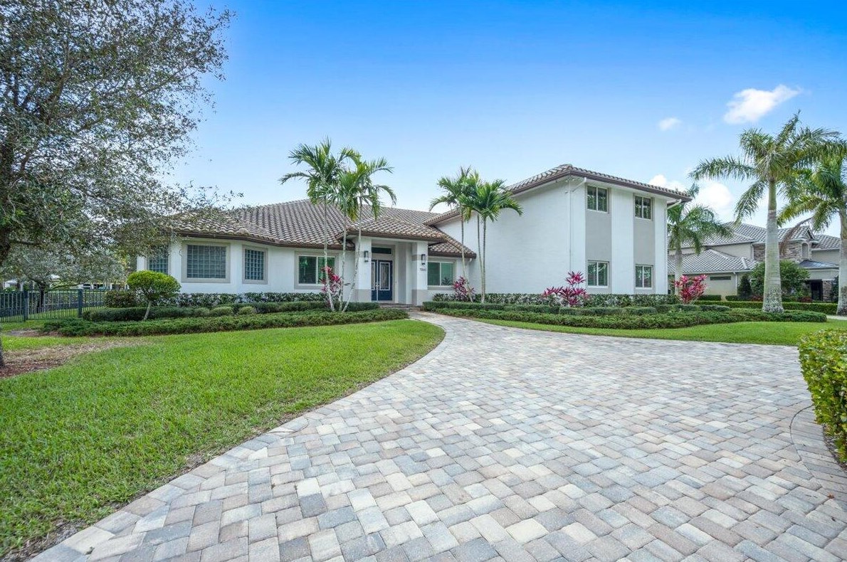 15880 Barnstormer Ct, West Palm Beach, FL 33414