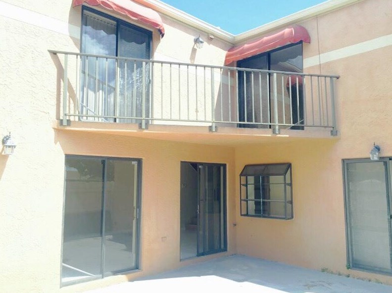 6178 Seven Springs Blvd, Lake Worth, FL 33463-1609