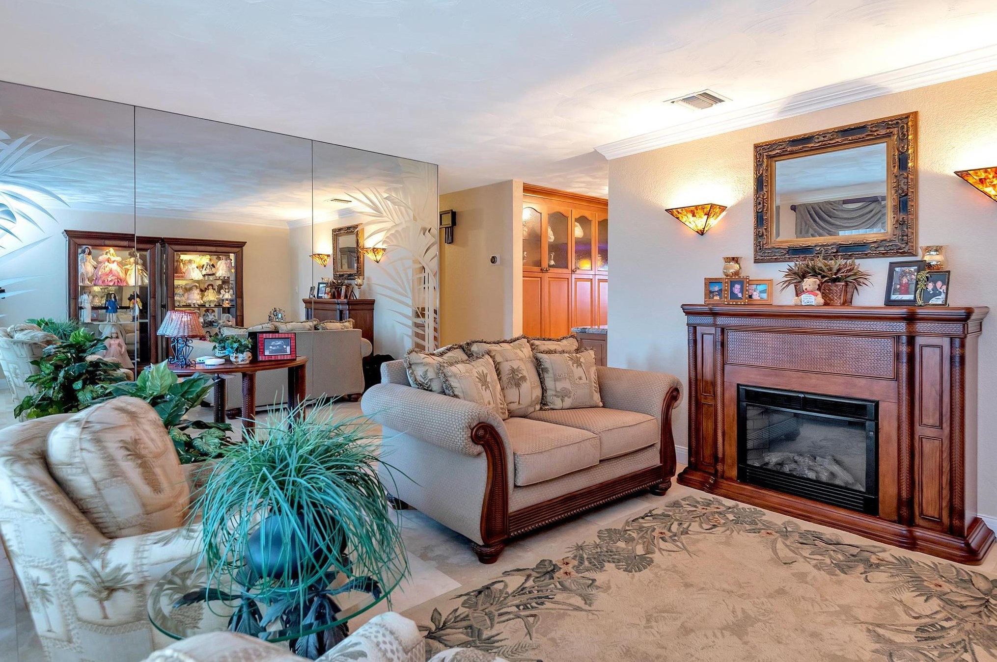133 Greenbrier Dr, Lake Worth, FL 33461-2029