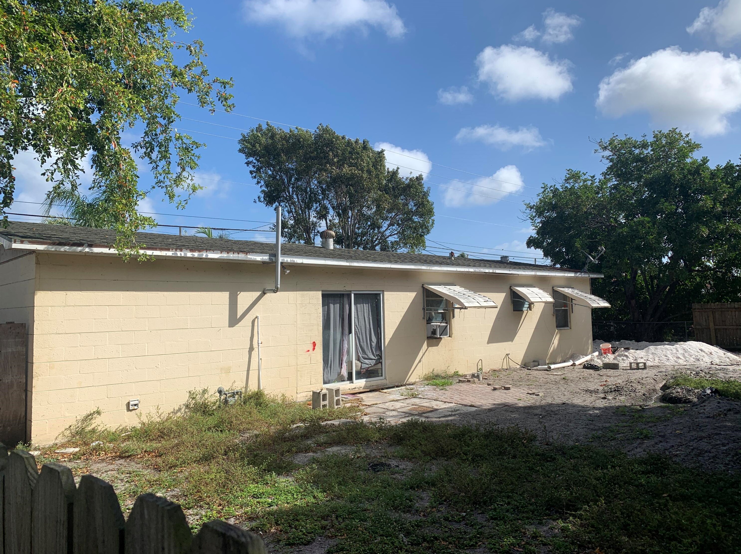 3732 10th Ave, Lake Worth, FL 33461-2806