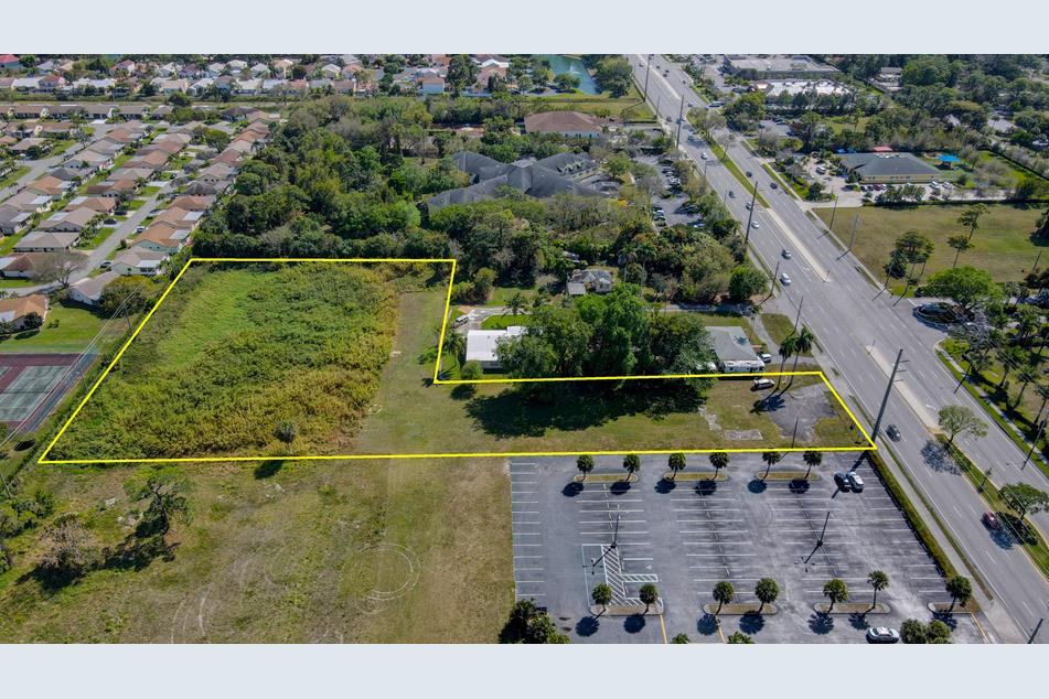 3336 S Jog Rd, Greenacres, FL 33467 MLS RX10783894 Coldwell Banker