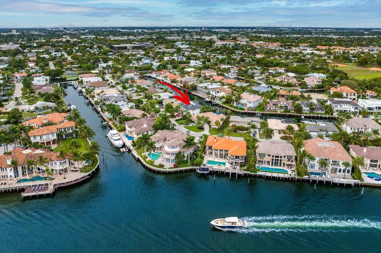 571 Golden Harbour Dr, Boca Raton FL  33432-2941 exterior