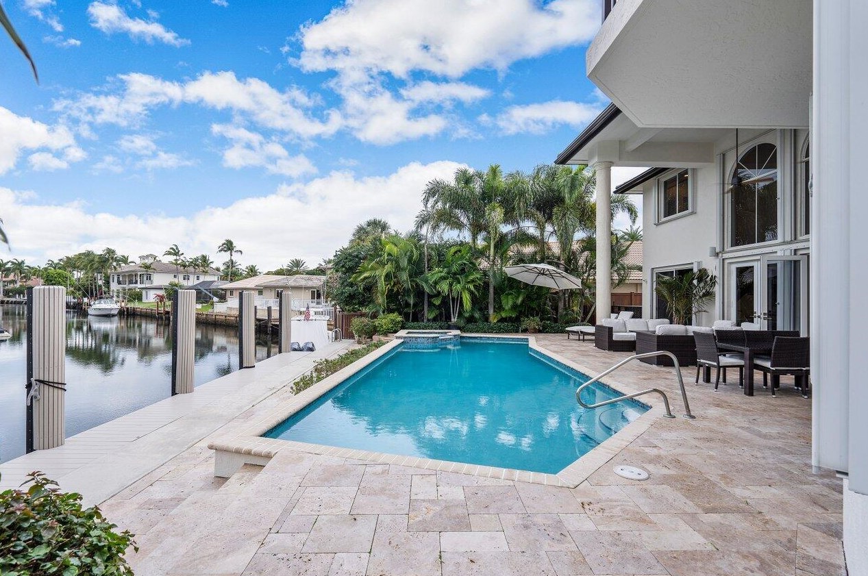 571 Golden Harbour Dr, Boca Raton FL  33432-2941 exterior