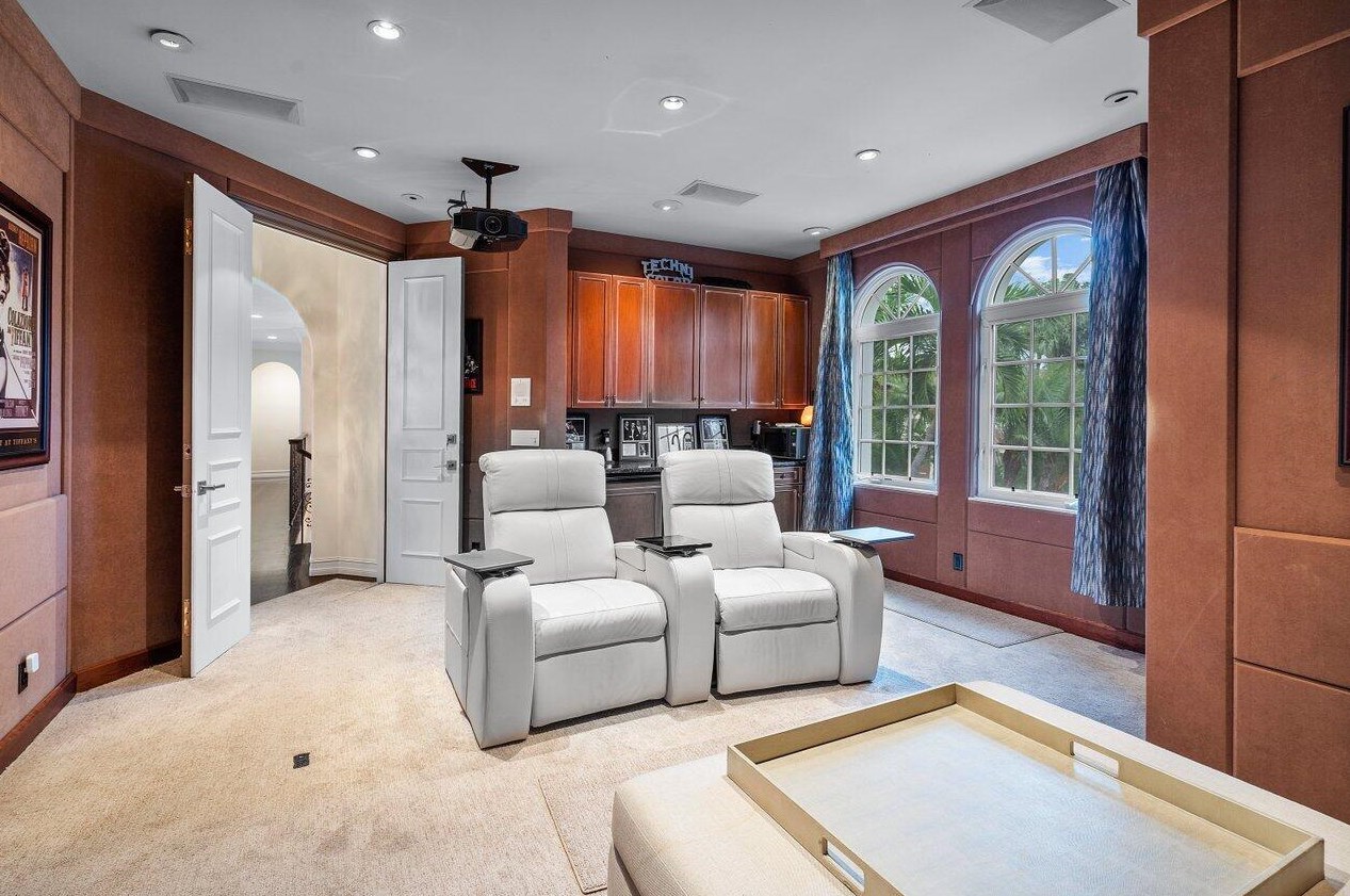 571 Golden Harbour Dr, Boca Raton FL  33432-2941 exterior