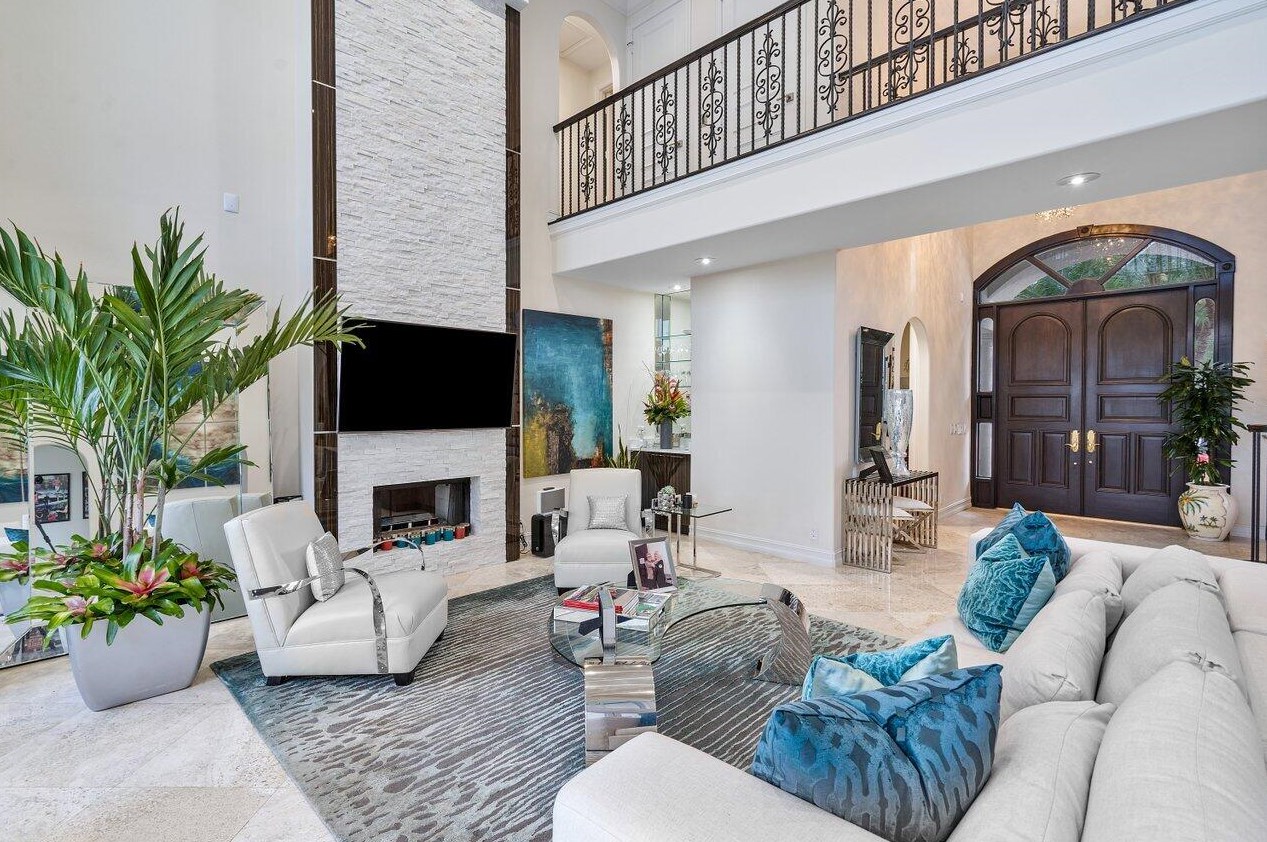 571 Golden Harbour Dr, Boca Raton FL  33432-2941 exterior