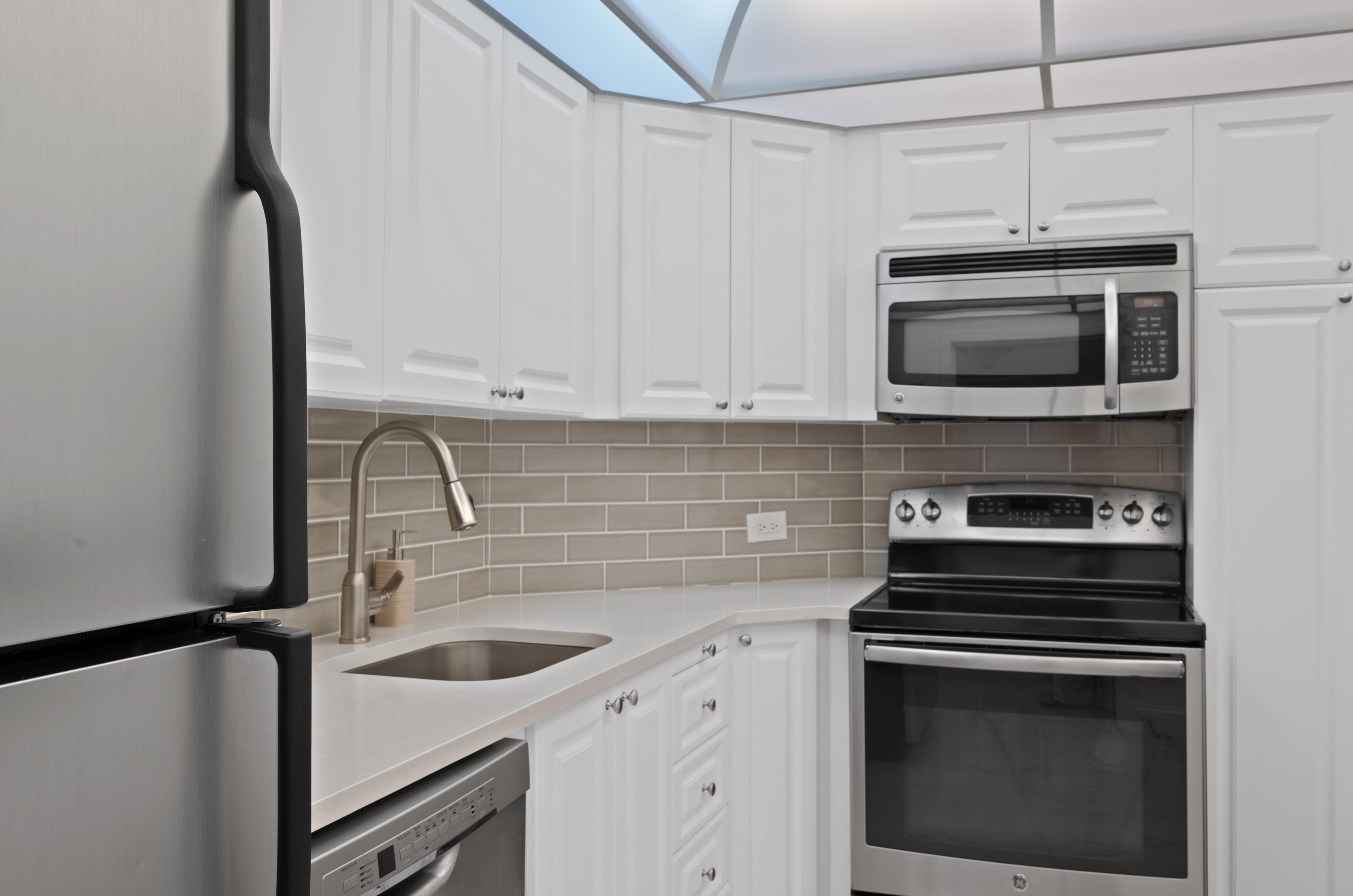 333 Sunset Ave #202, Palm Beach, FL 33480