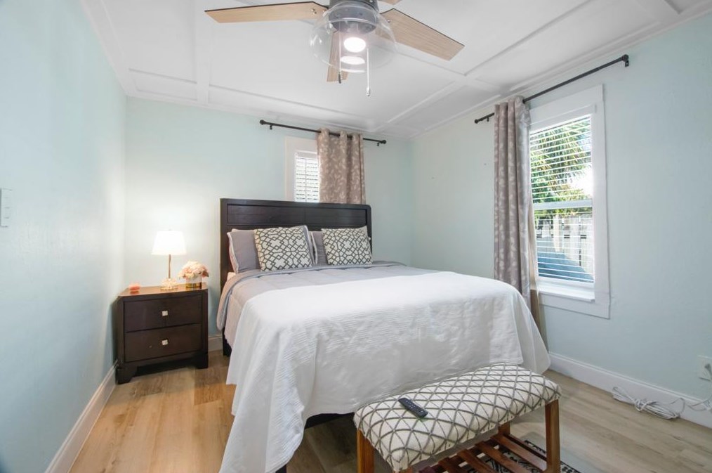 113 S Federal Hwy, Lake Worth, FL 33460