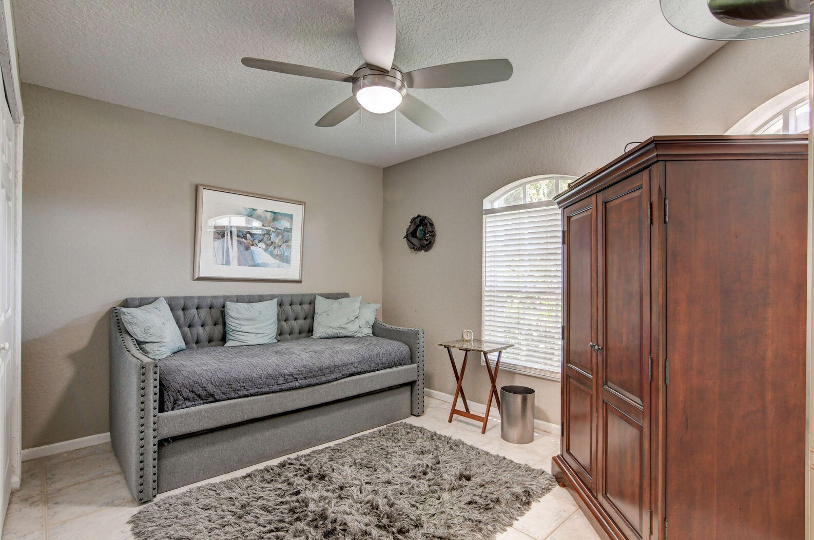 6590 Maybrook Rd, Boynton Beach FL 33437-6411 exterior