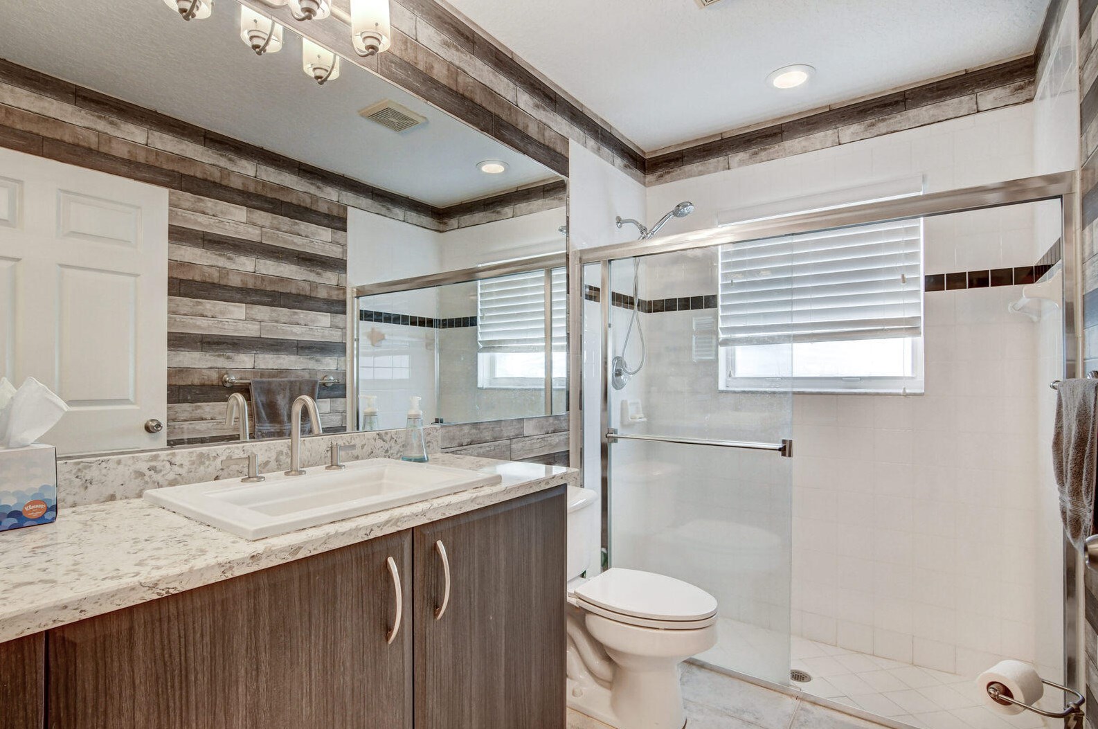 6590 Maybrook Rd, Boynton Beach FL 33437-6411 exterior